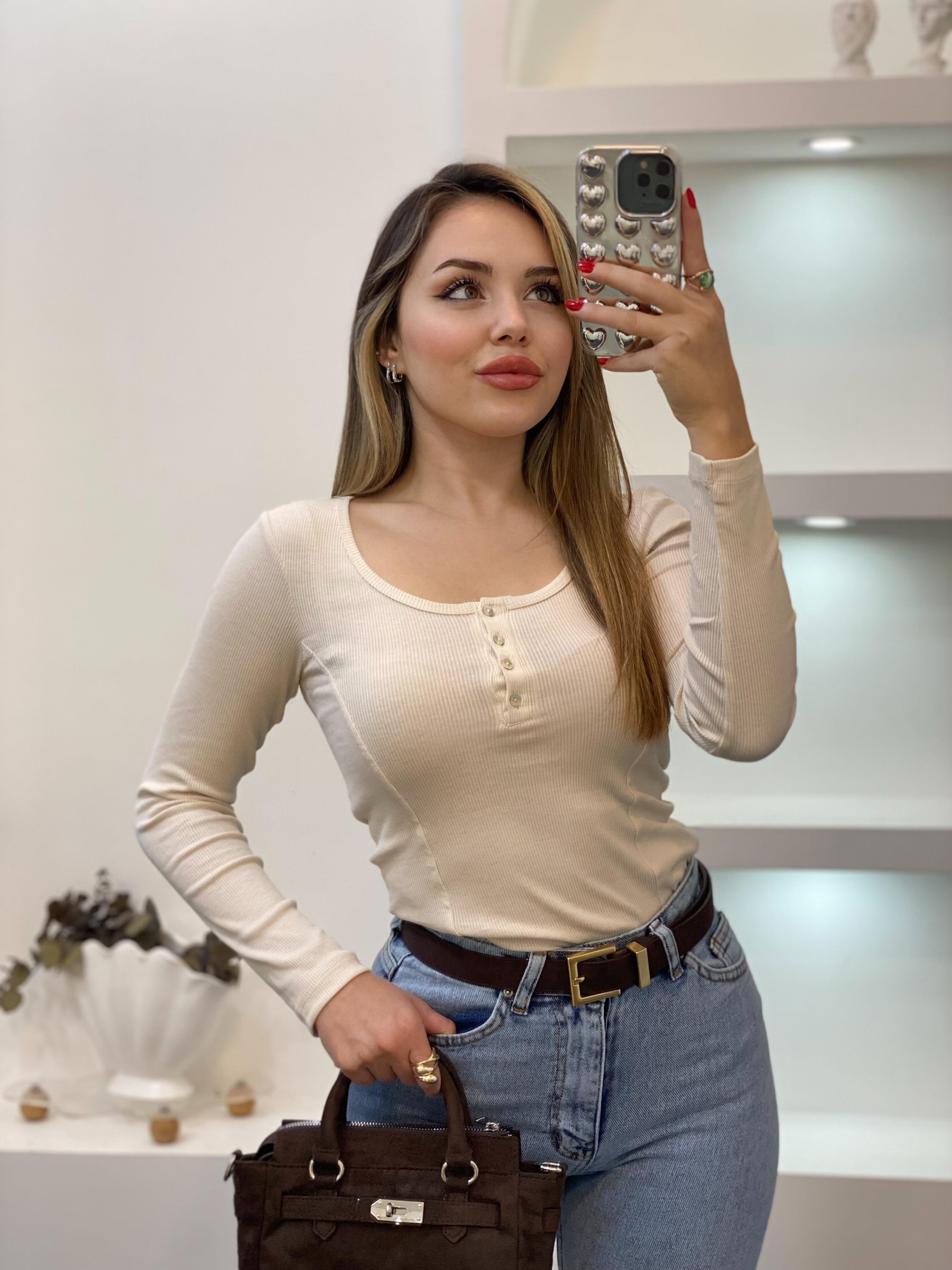 Bej Düğmeli Fitilli Basic Bluz