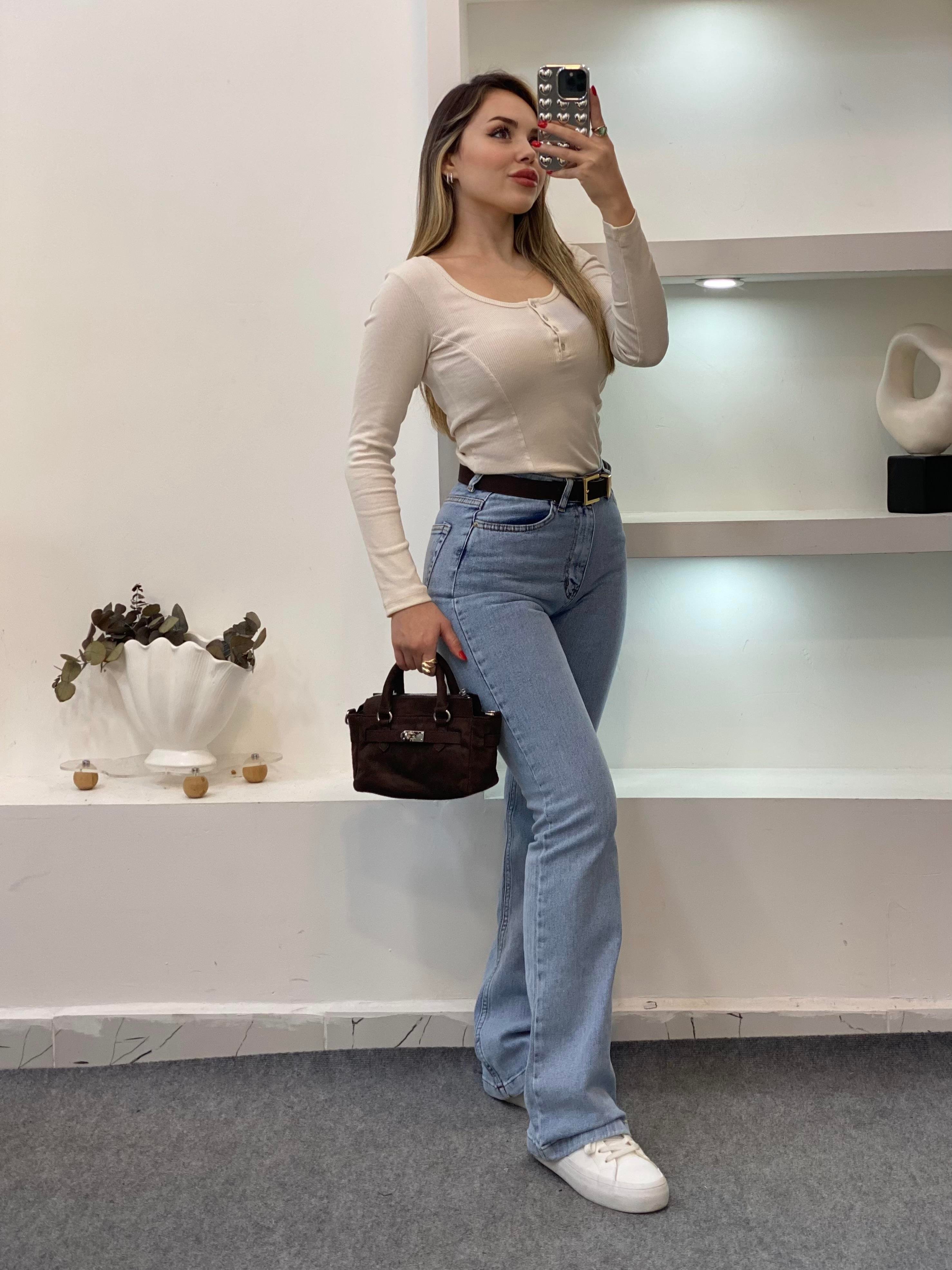Bej Düğmeli Fitilli Basic Bluz