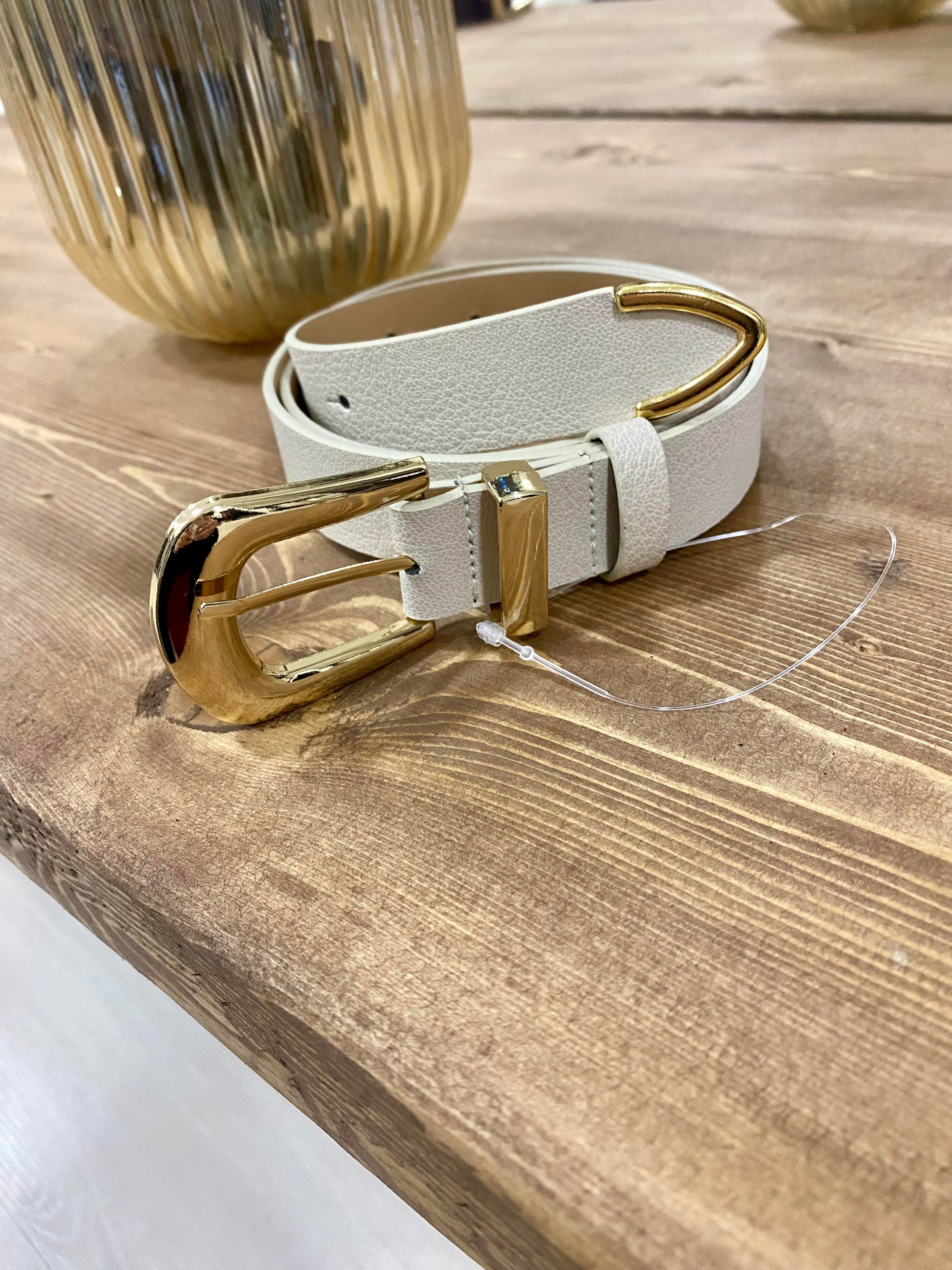 Bej Gold Oval Tokalı Deri Kemer
