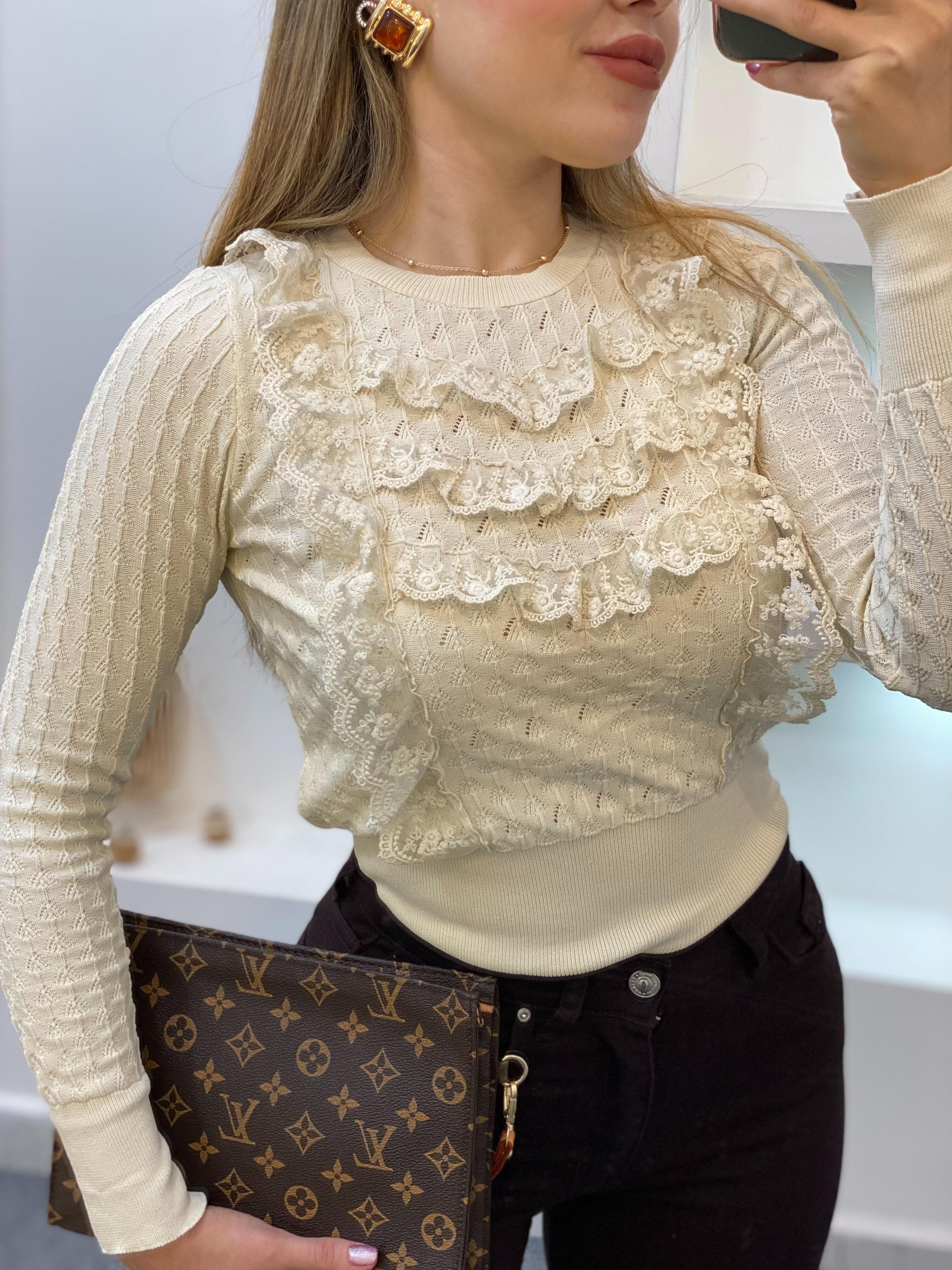 Bej Güpürlü Model Triko Bluz