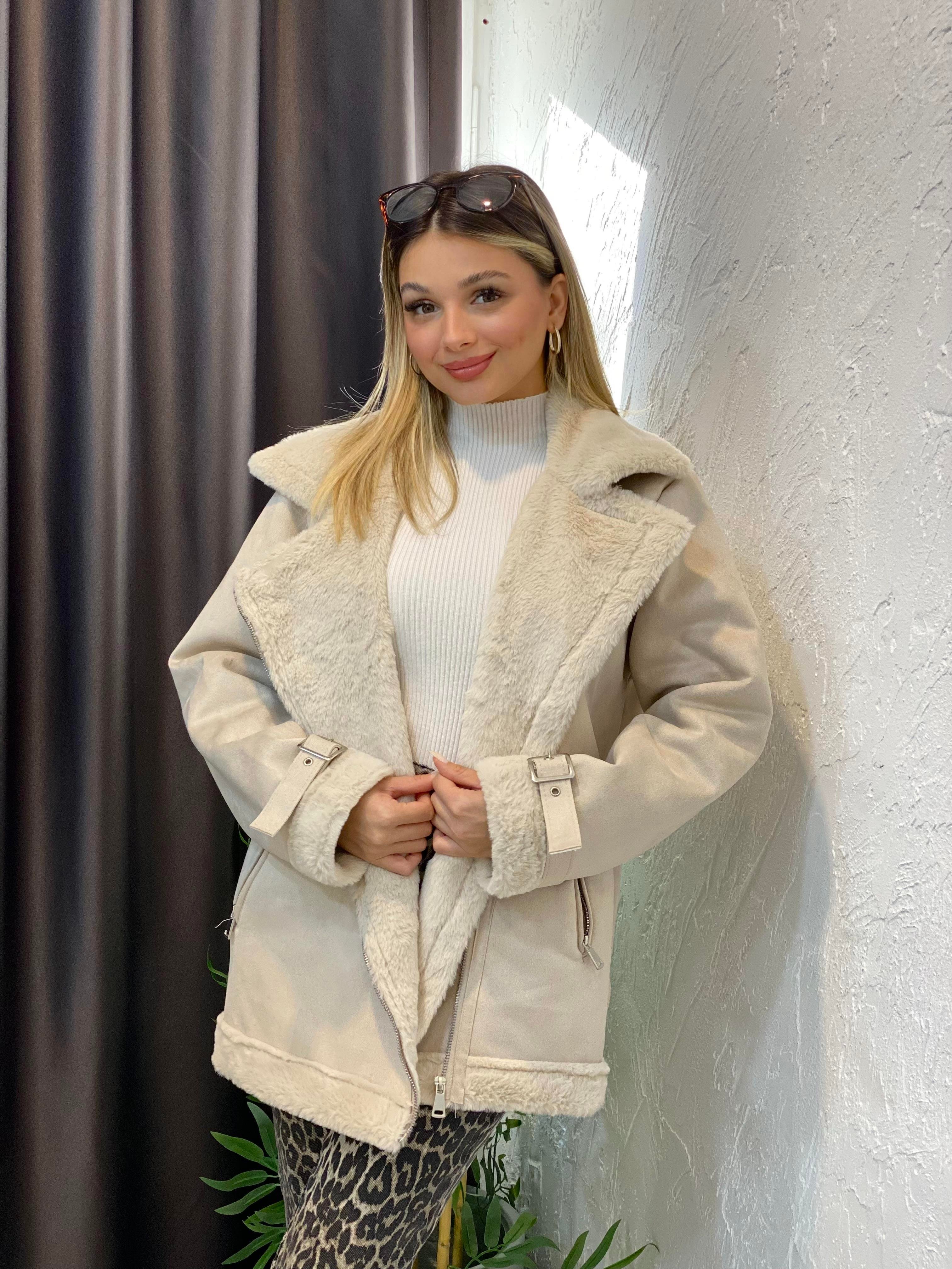 Bej İçi Kürklü Biker Mont