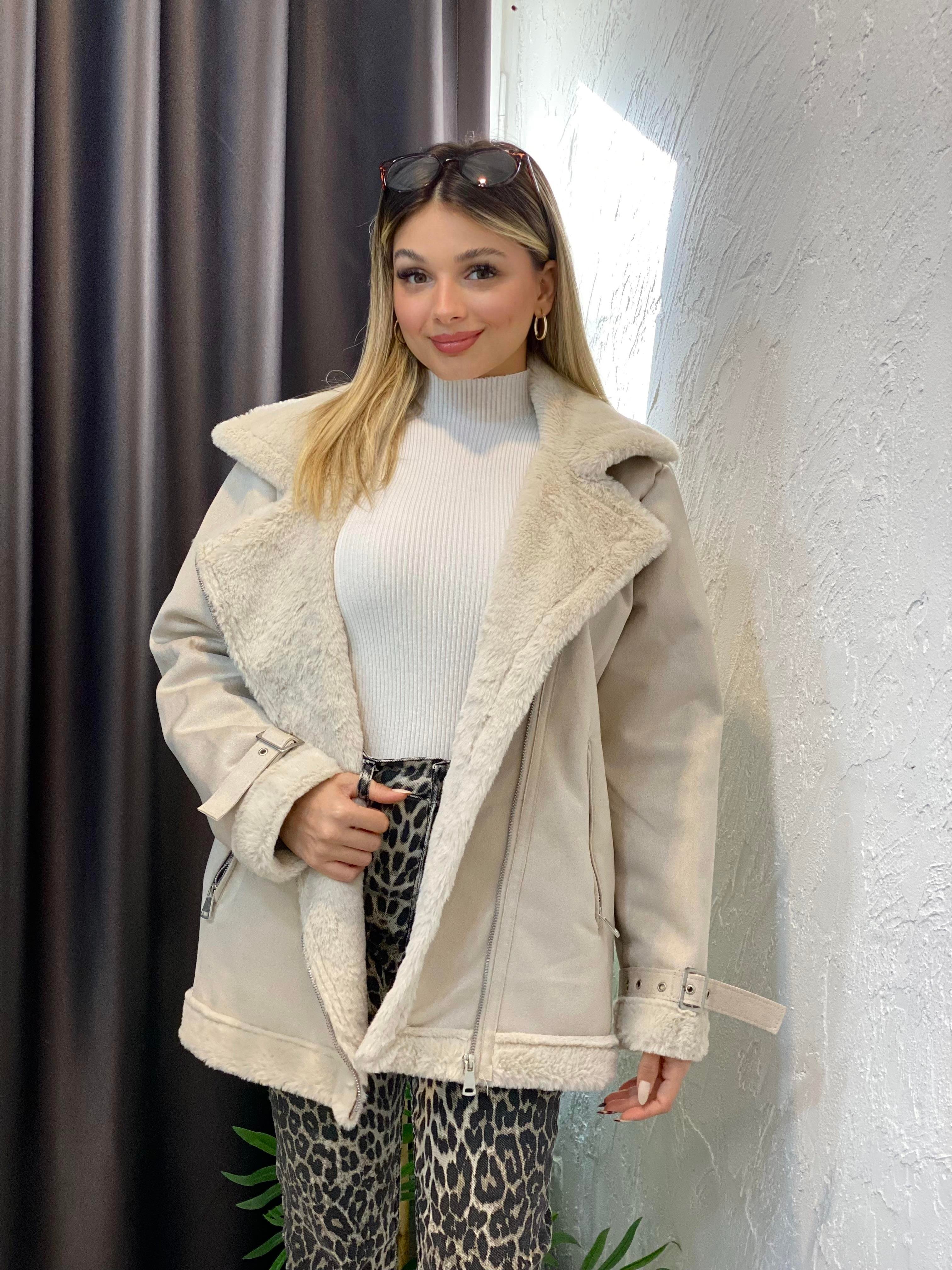 Bej İçi Kürklü Biker Mont