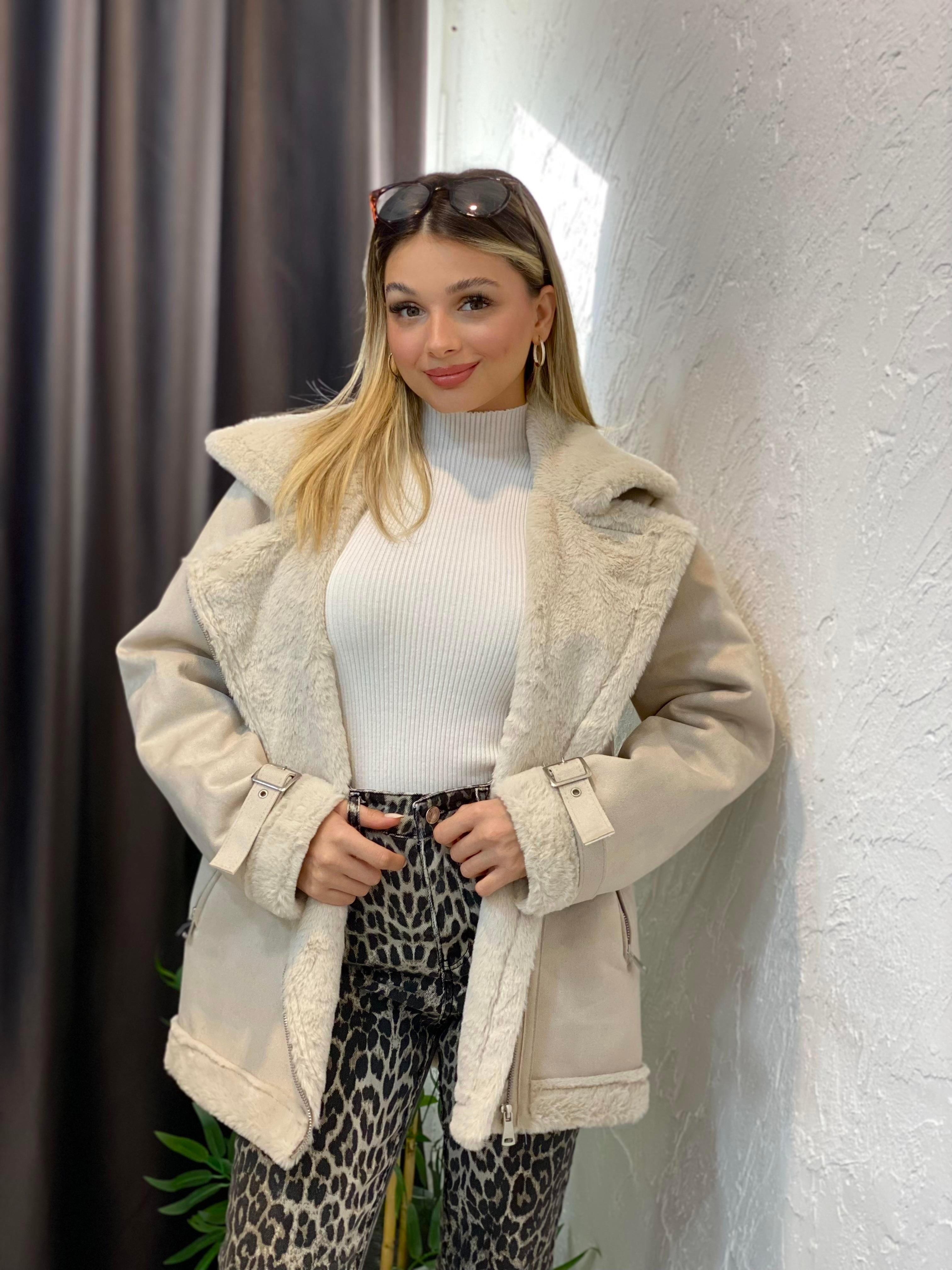 Bej İçi Kürklü Biker Mont