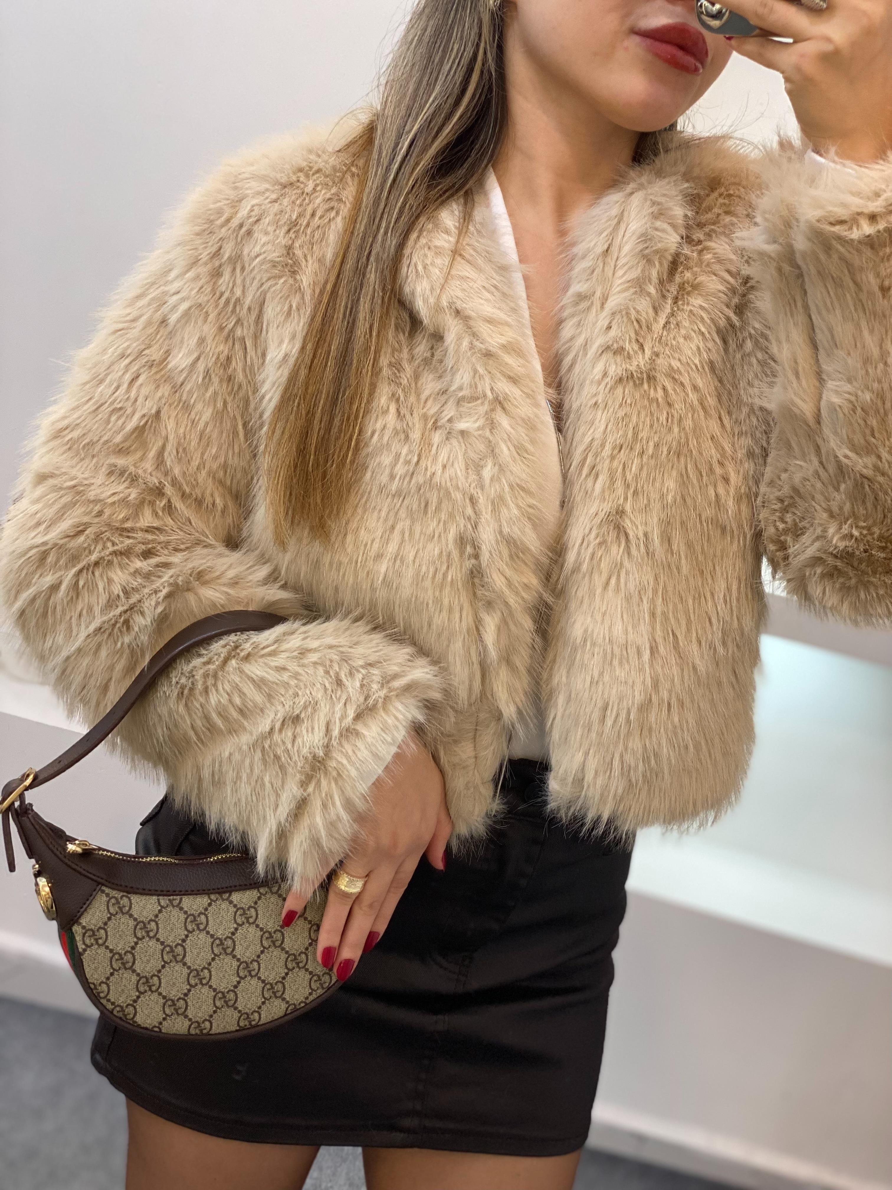 Bej Kısa Form Kürk