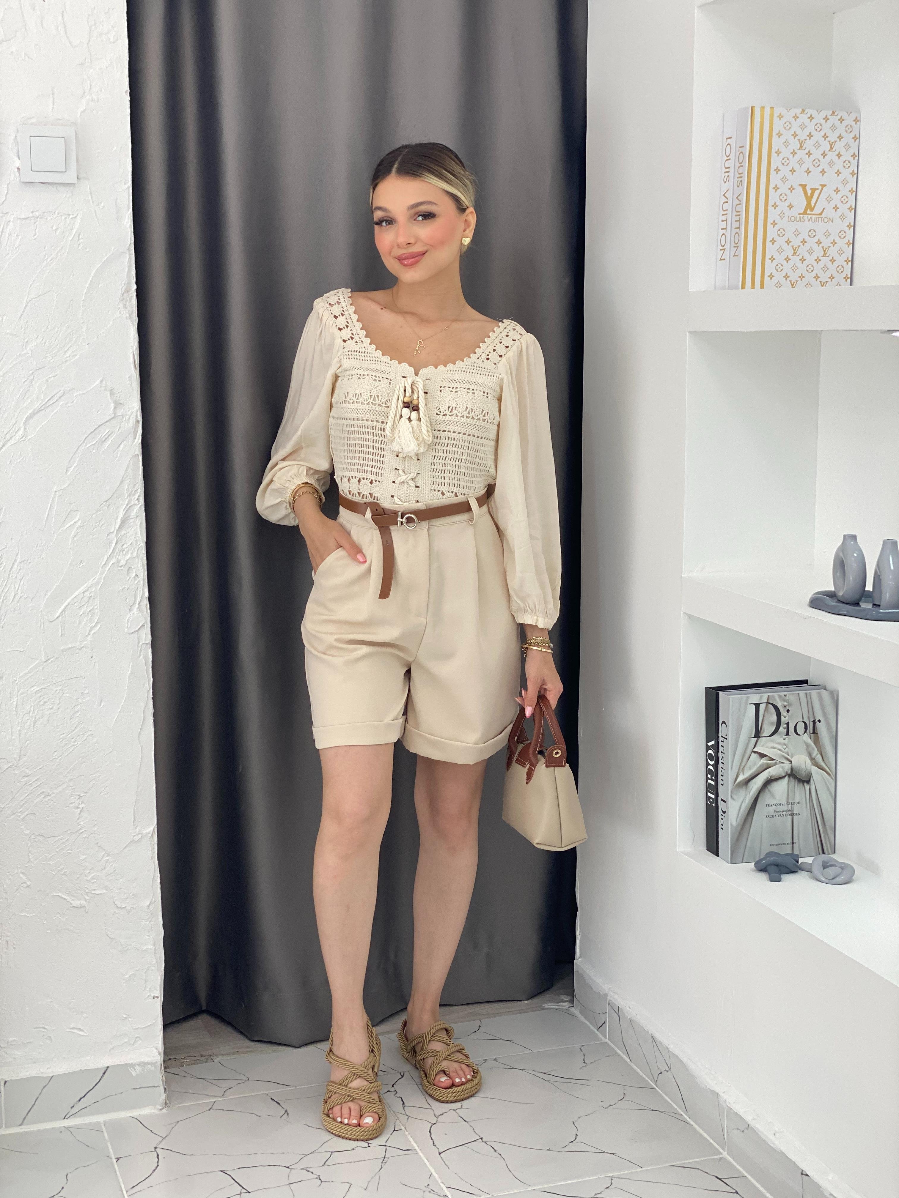 Bej Marka Model Kemerli Şehir Boy  Şort