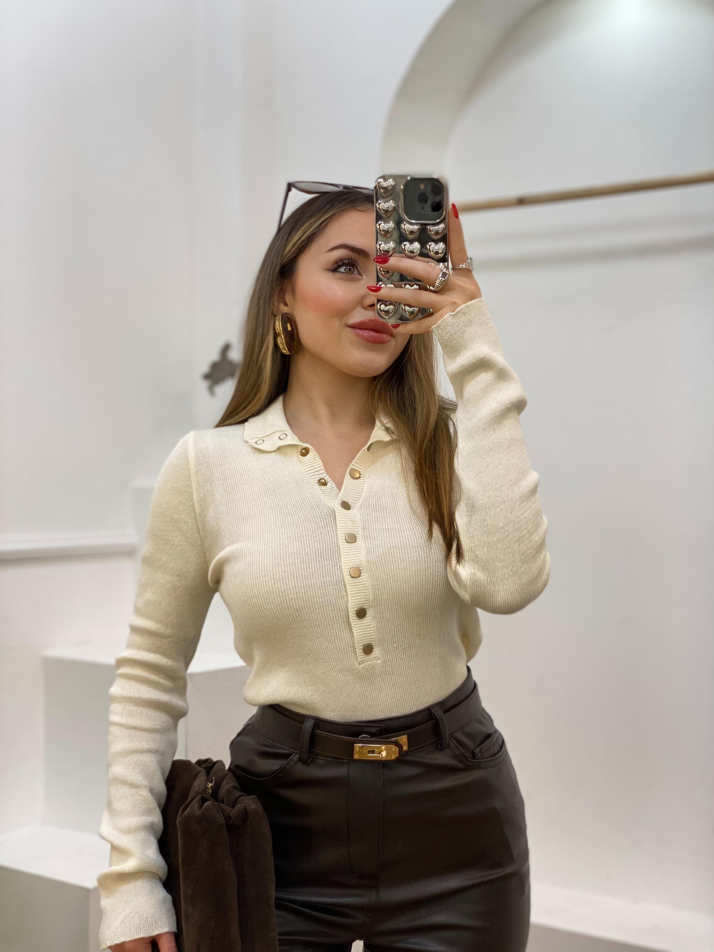 Bej Önü Çıtçıtlı Model Kazak