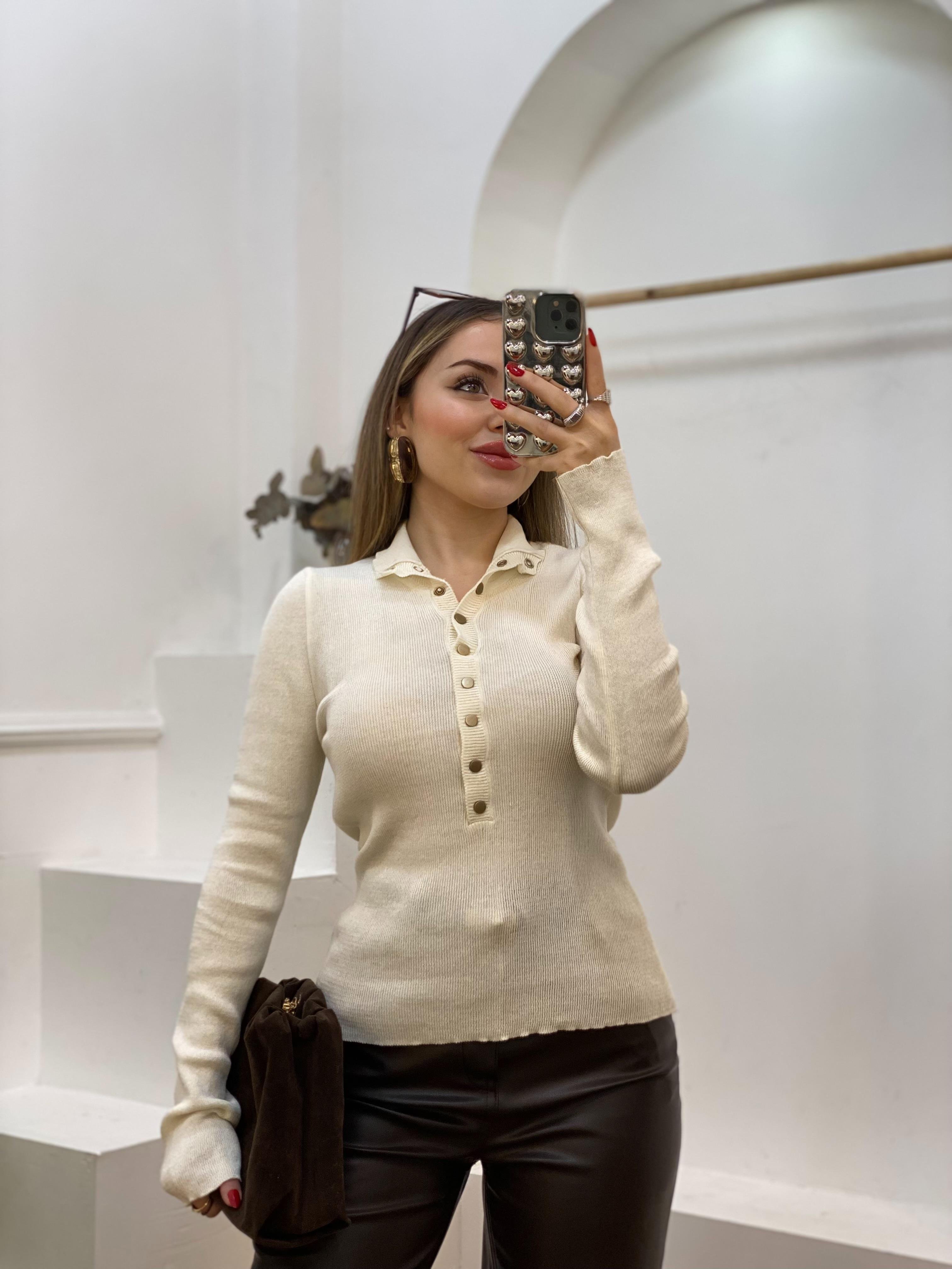 Bej Önü Çıtçıtlı Model Kazak