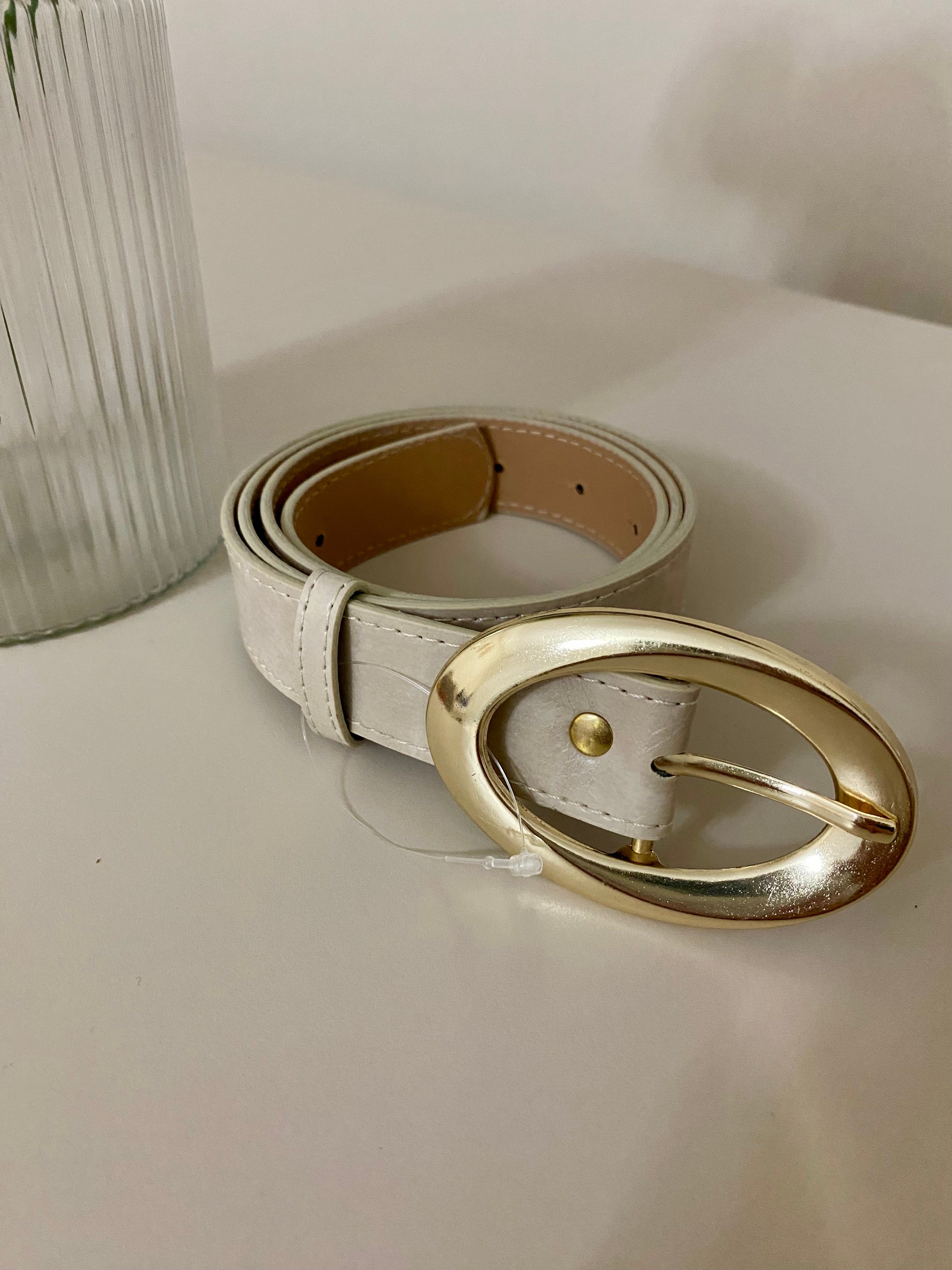 Bej Oval Gold Tokalı Deri Kemer