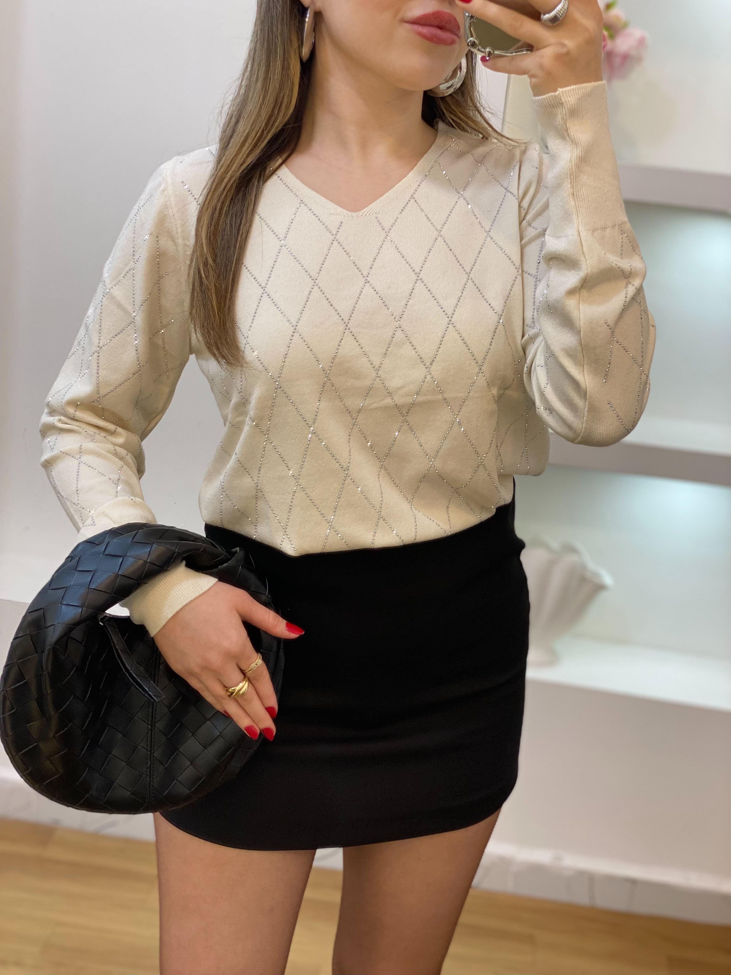 Bej Parıltılı Taşlı Baklava Desen Triko Bluz