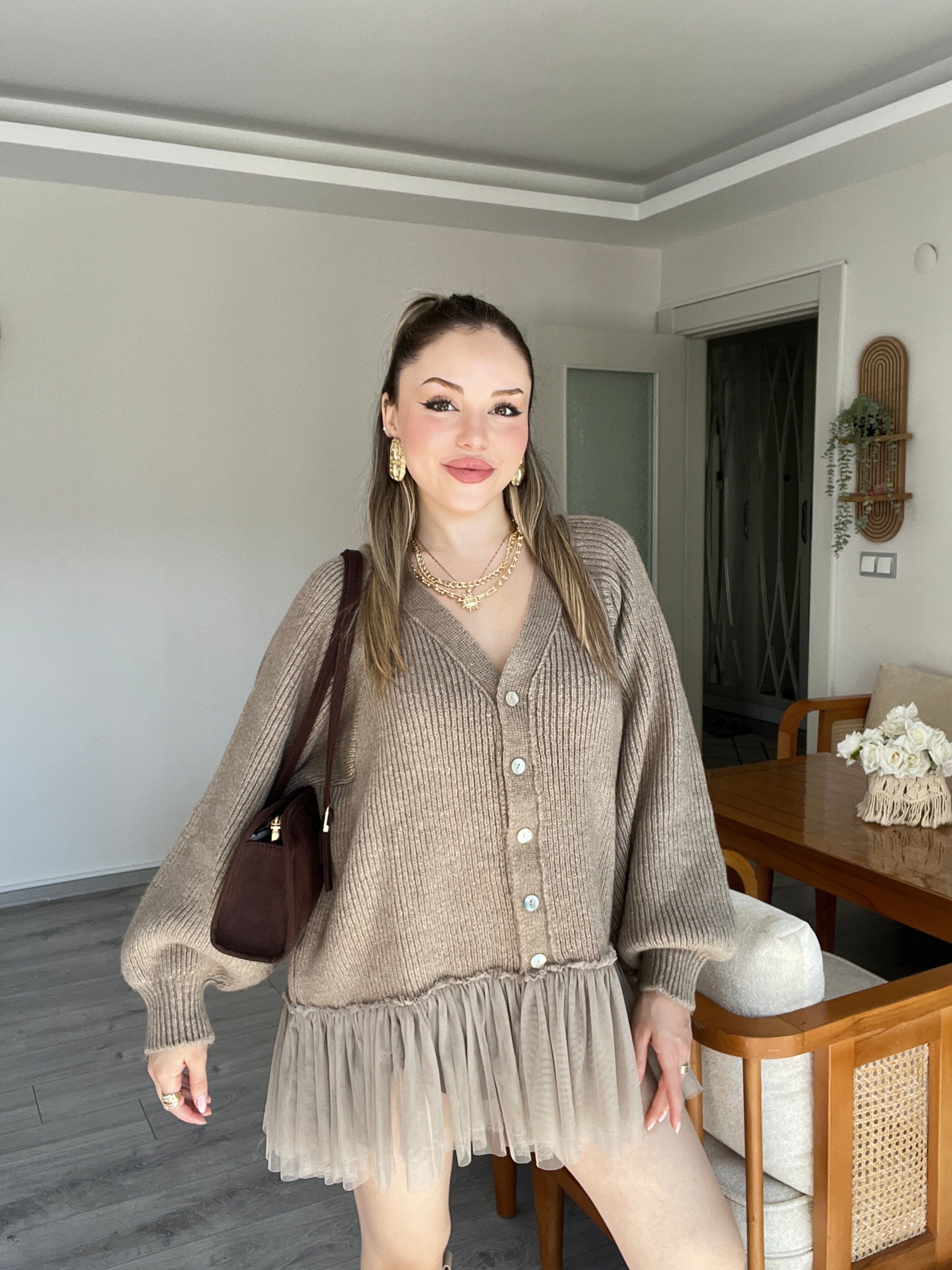 Bej Premium Kalite Tül Detaylı Hırka