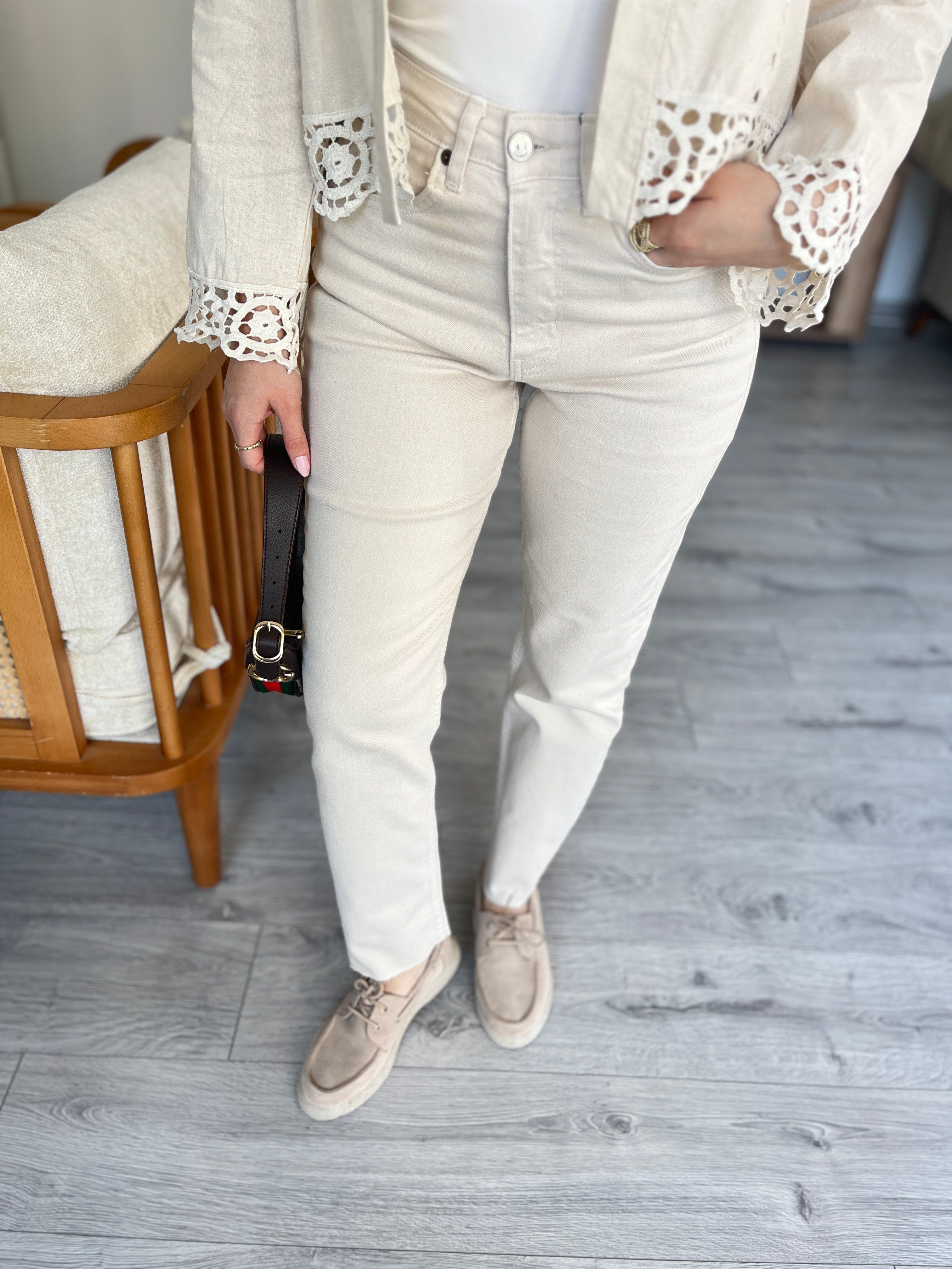 Bej Yüksek Bel Boyfit Jean
