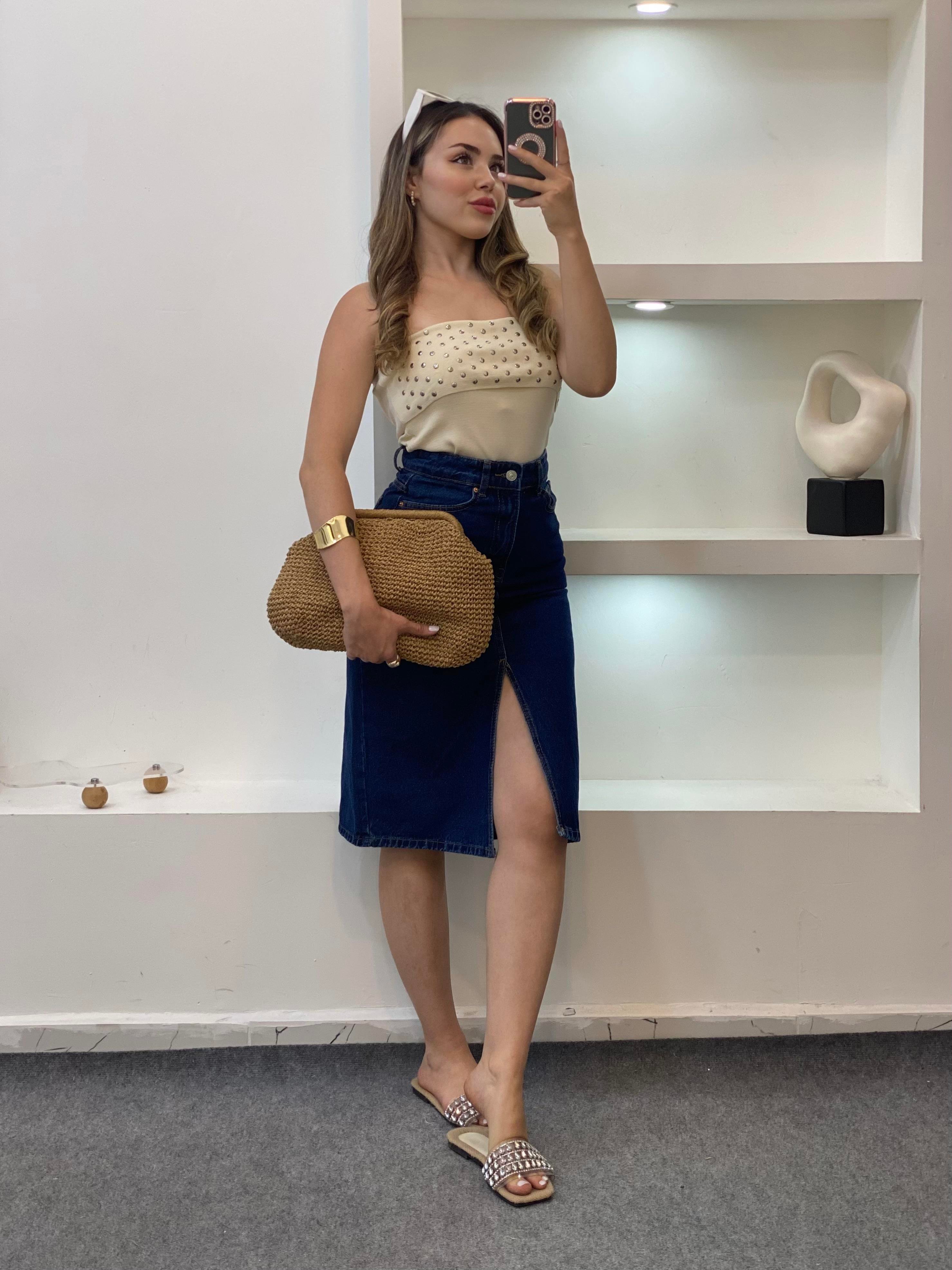 Bej Zımbalı Straplez Triko Bluz