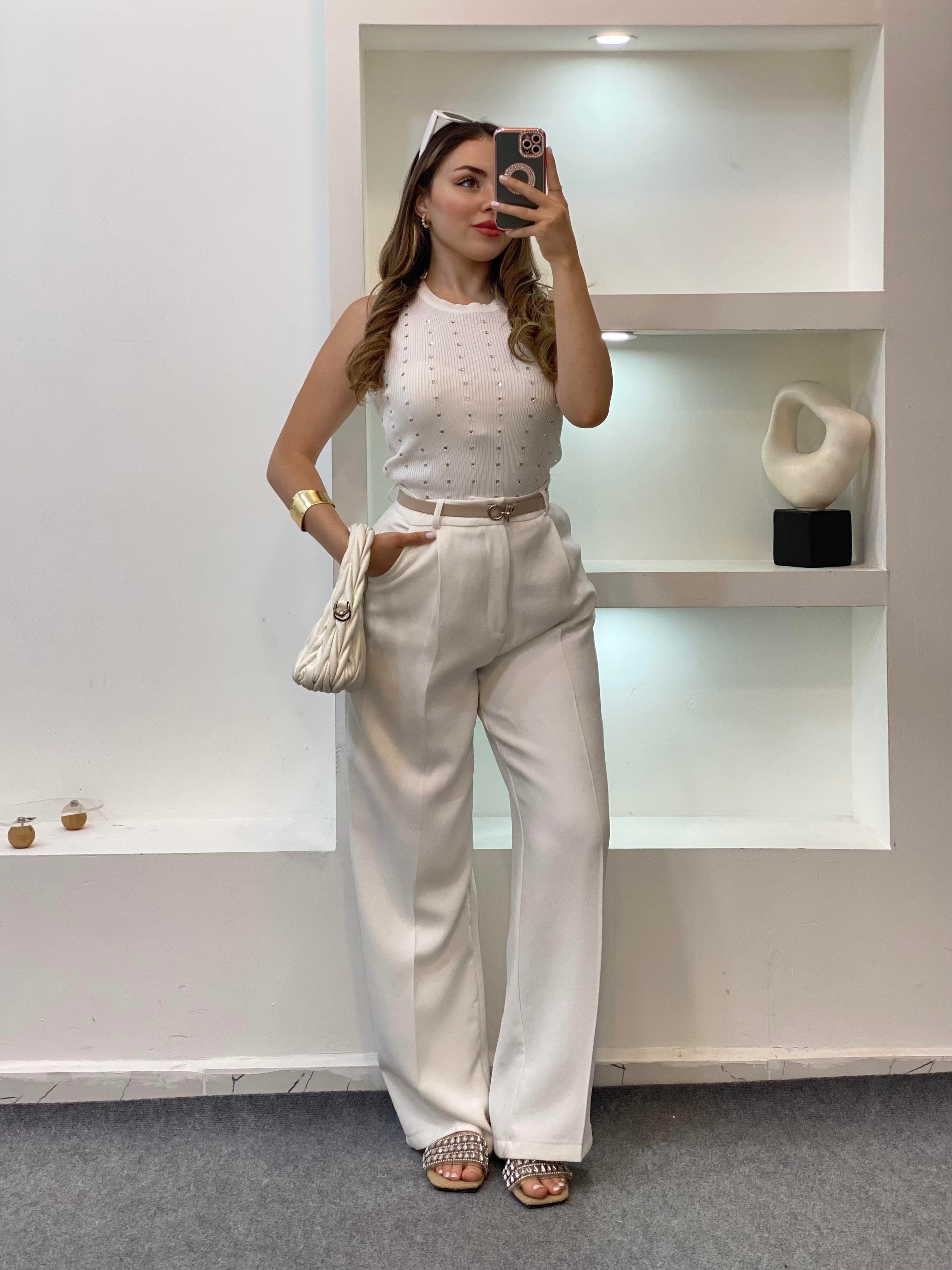 Beyaz Damla Taşlı Triko Bluz