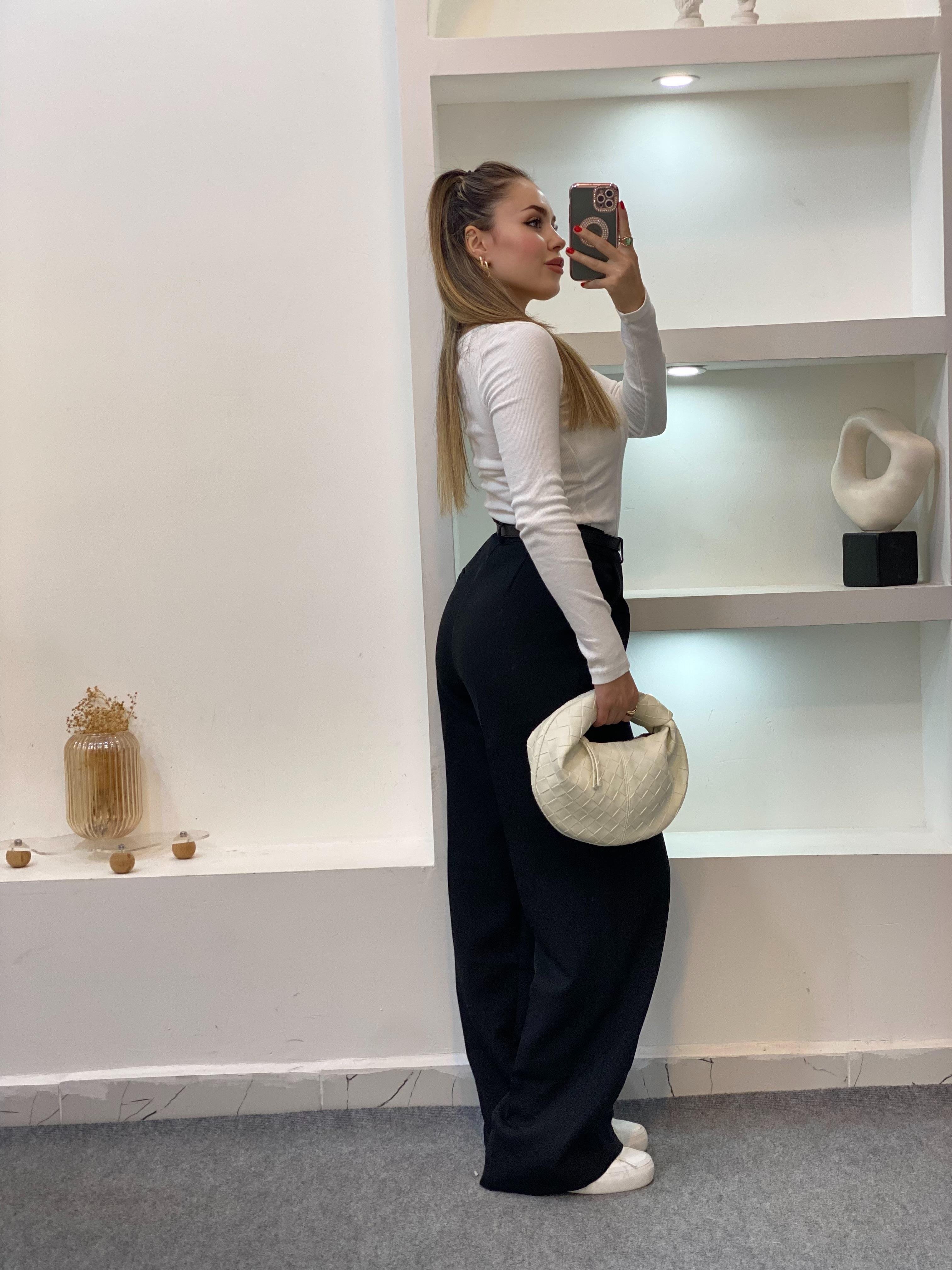 Beyaz Düğmeli Fitilli Basic Bluz