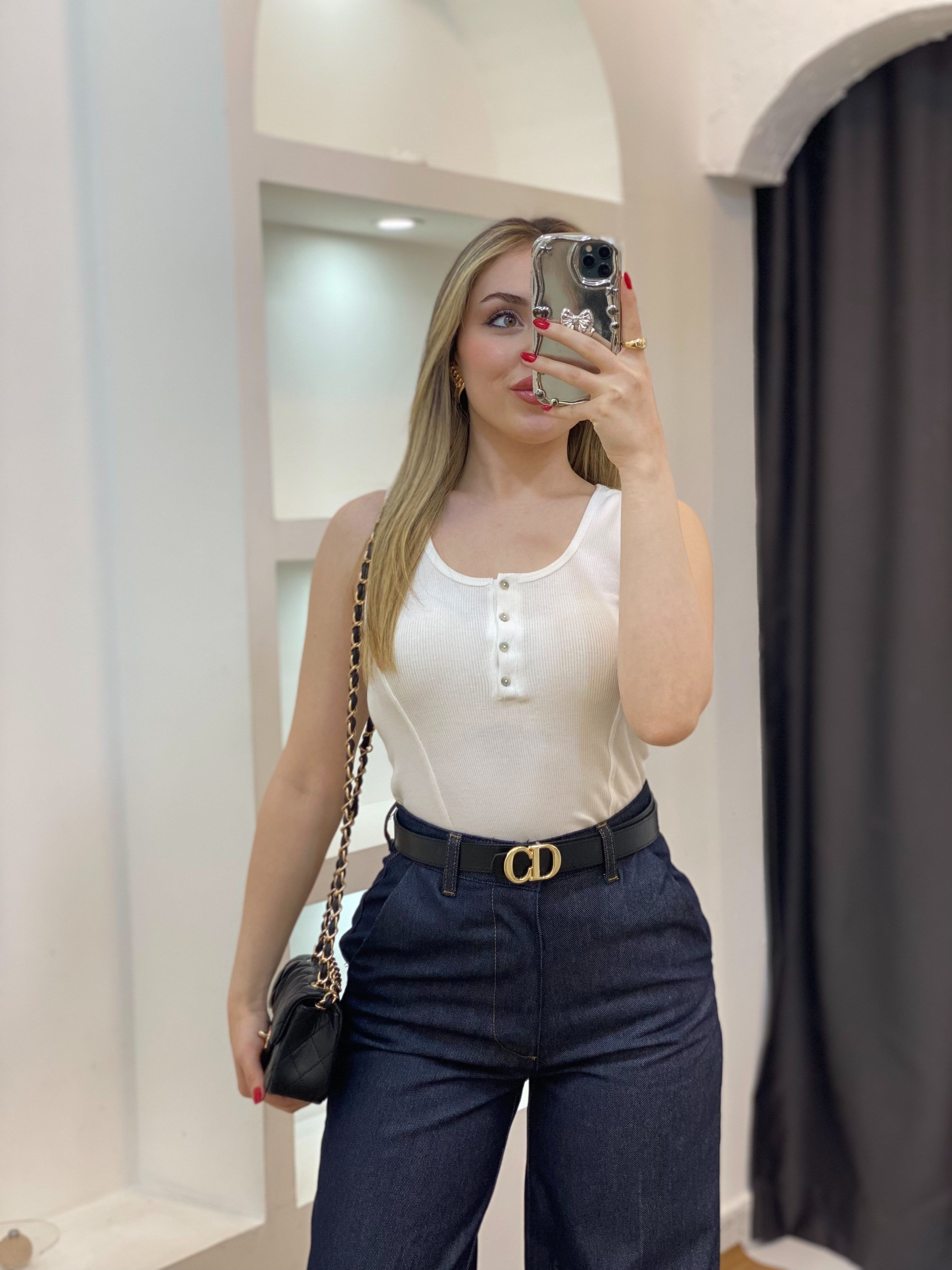 Beyaz Düğmeli Fitilli Basic  Bluz