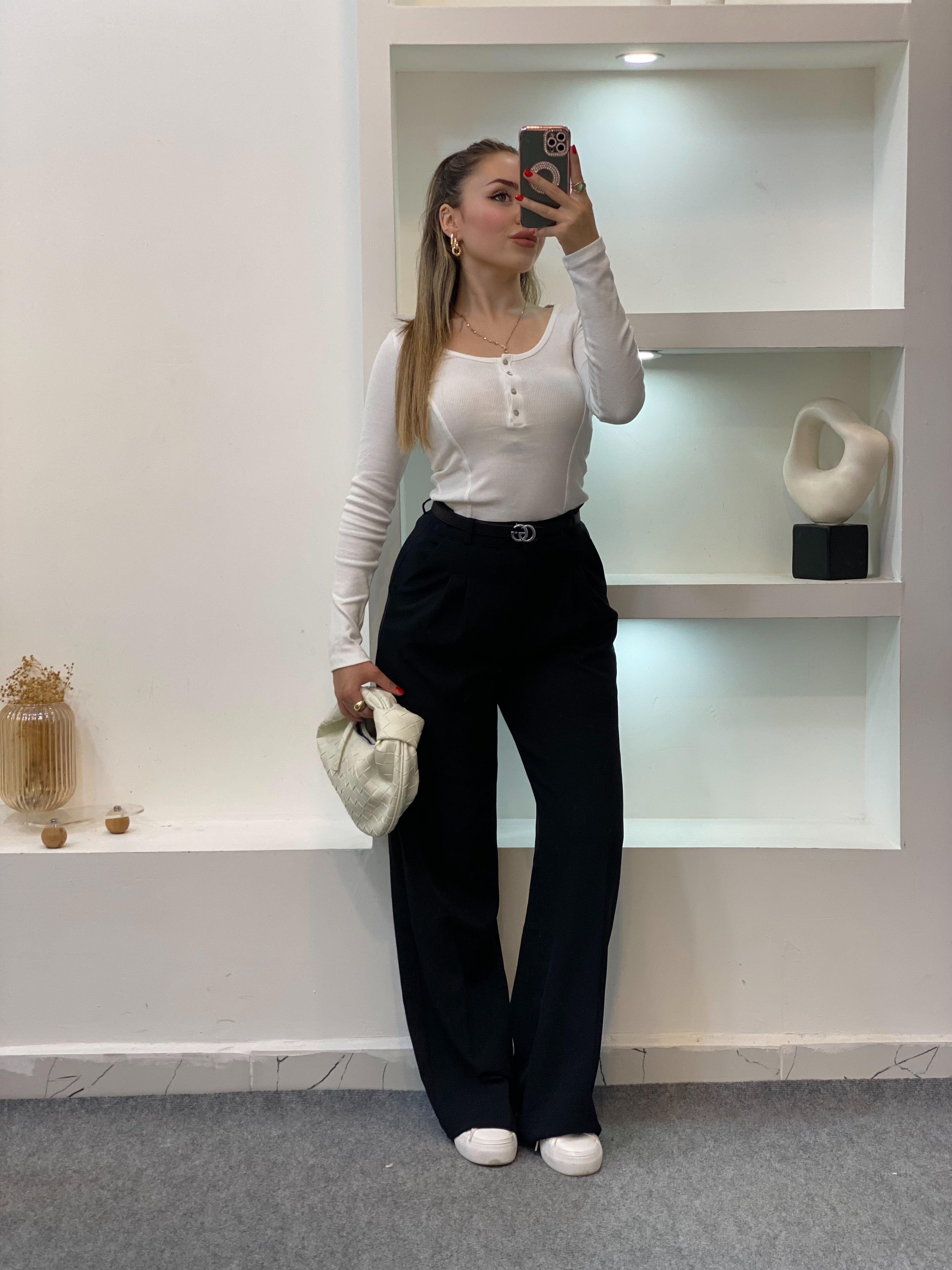 Beyaz Düğmeli Fitilli Basic Bluz
