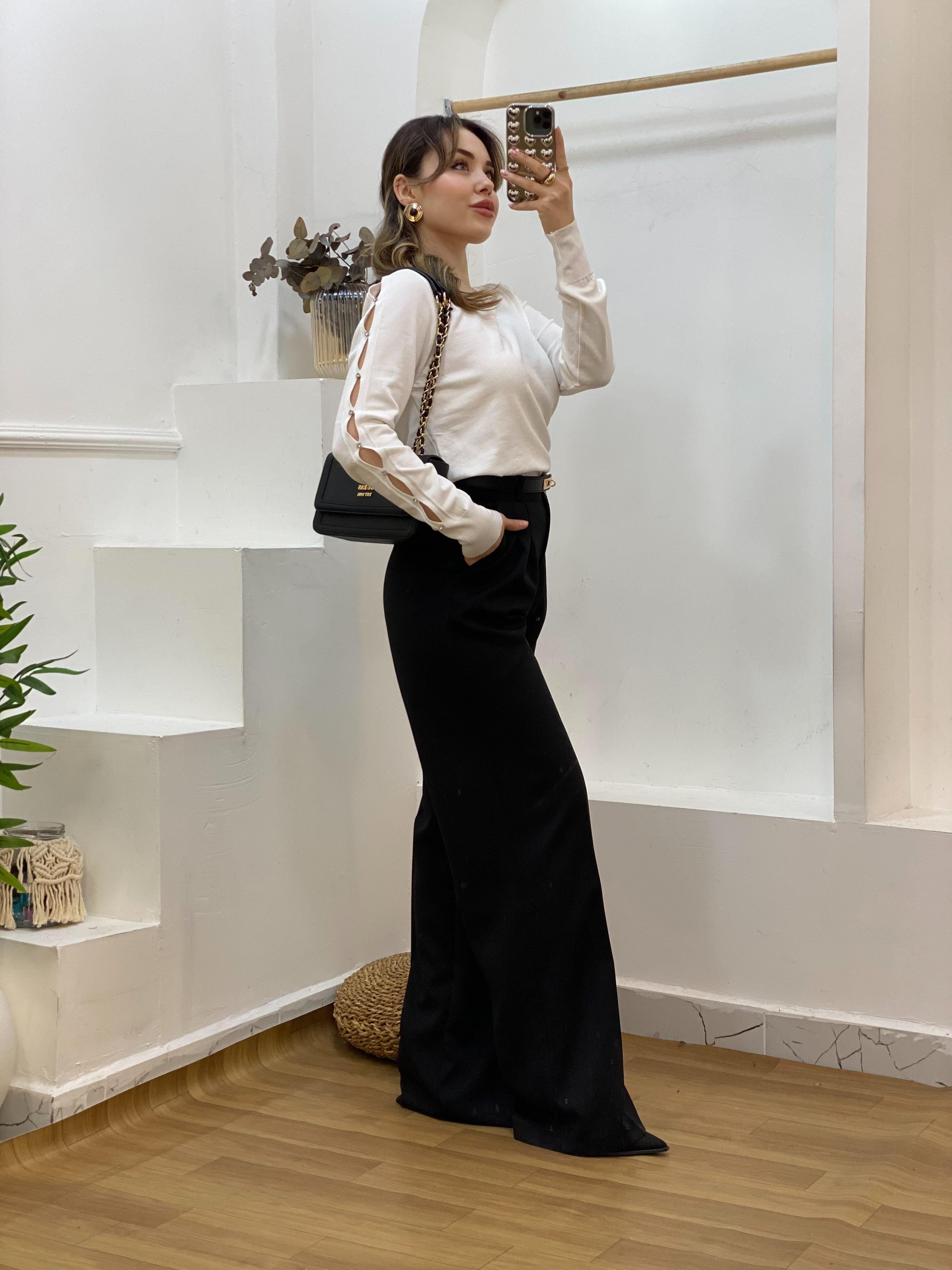 Beyaz Kolları Pencereli Model Triko 