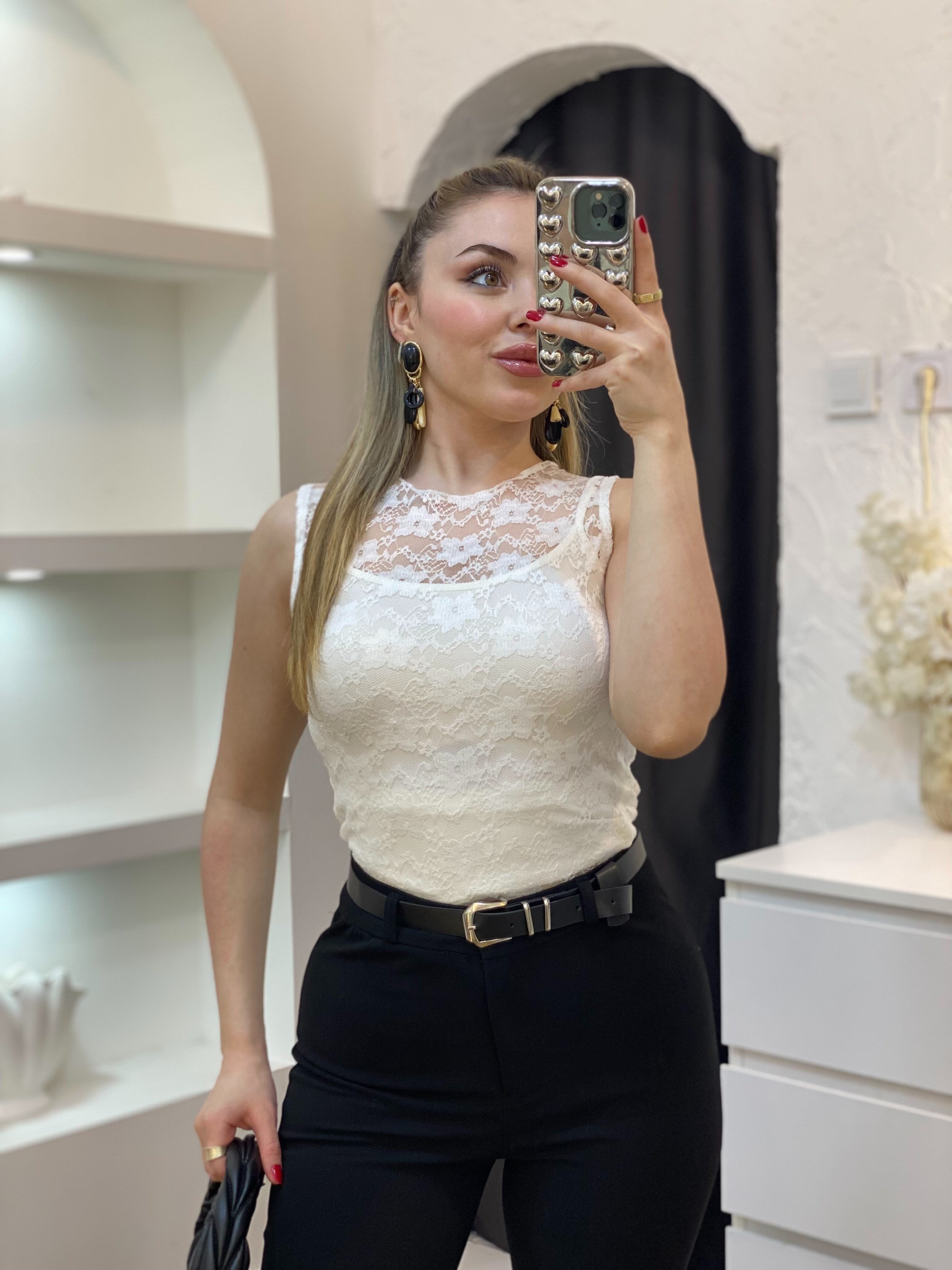 Beyaz Kolsuz Dantel Bluz