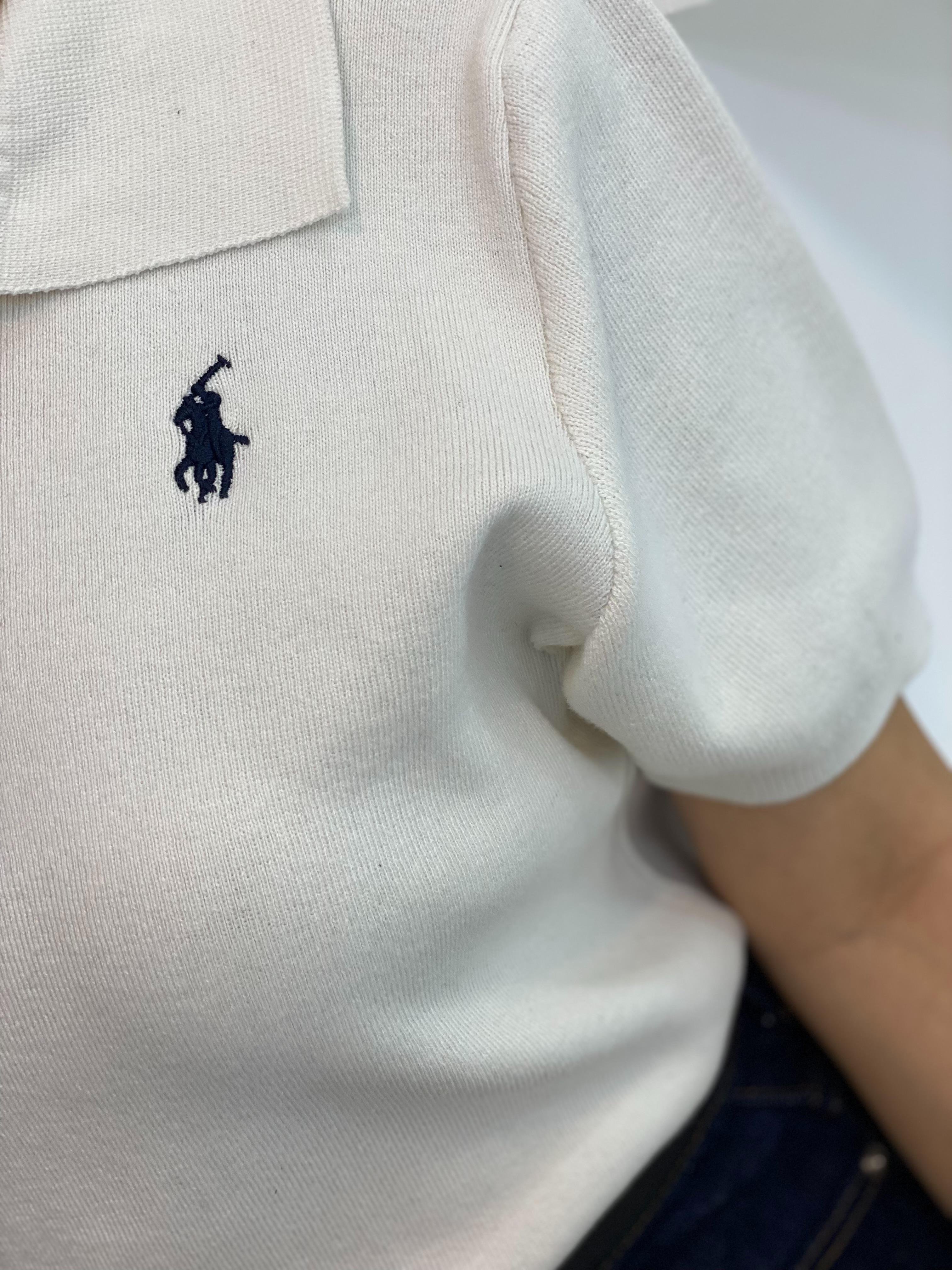 Beyaz Marka Logolu Polo Yaka Triko 