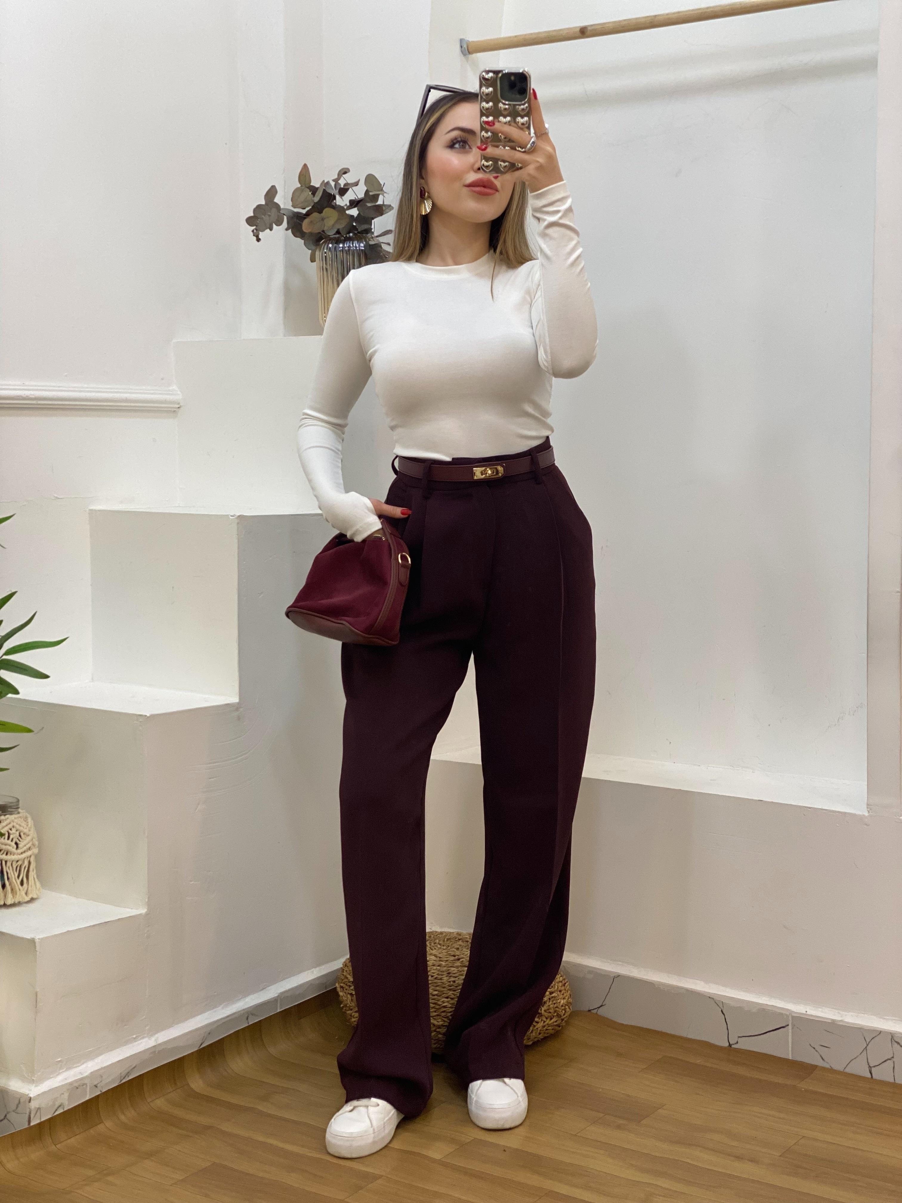 Beyaz Parmak Geçirmeli Model Modal Kumaş Basic Bluz