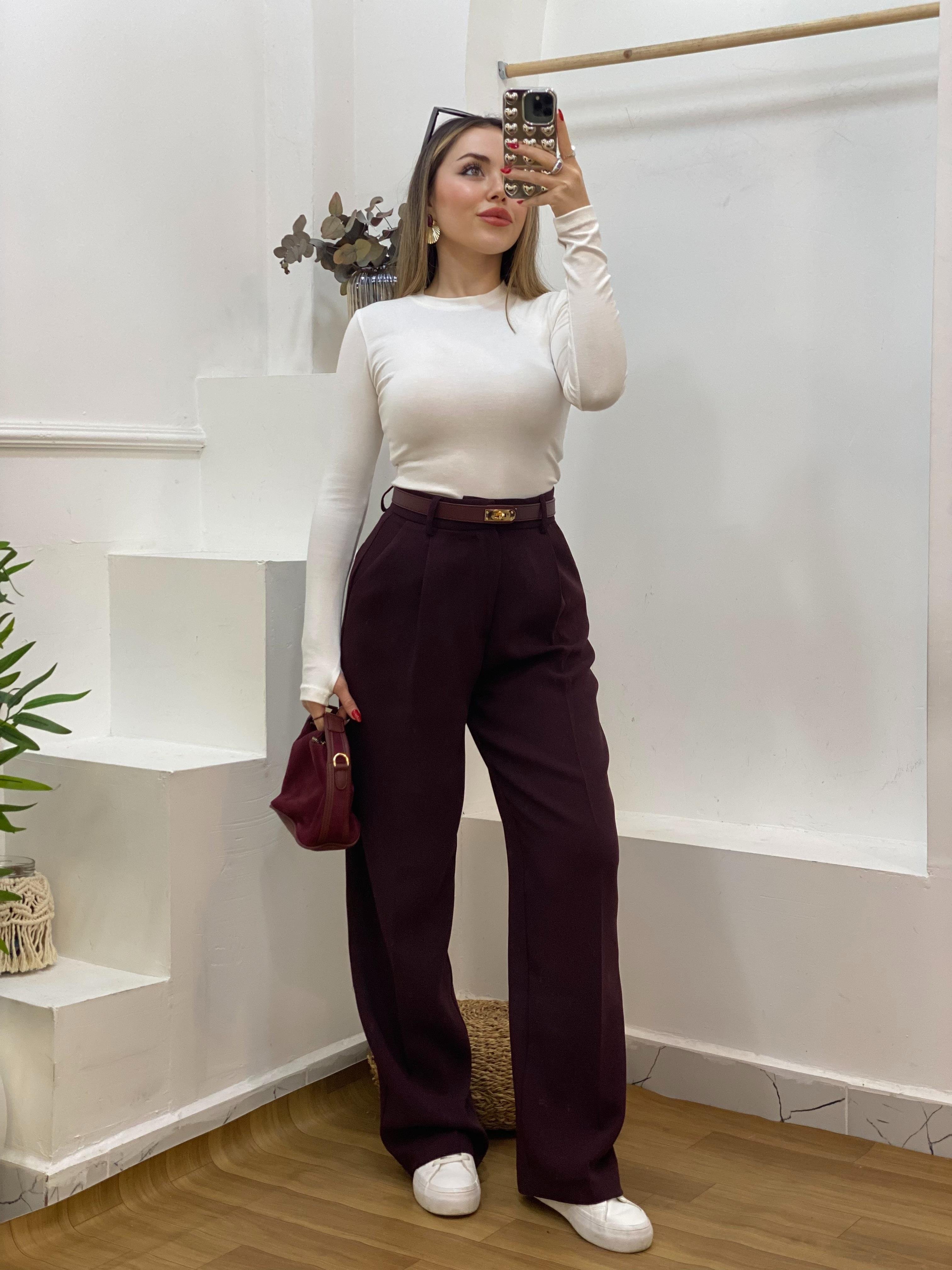 Beyaz Parmak Geçirmeli Model Modal Kumaş Basic Bluz