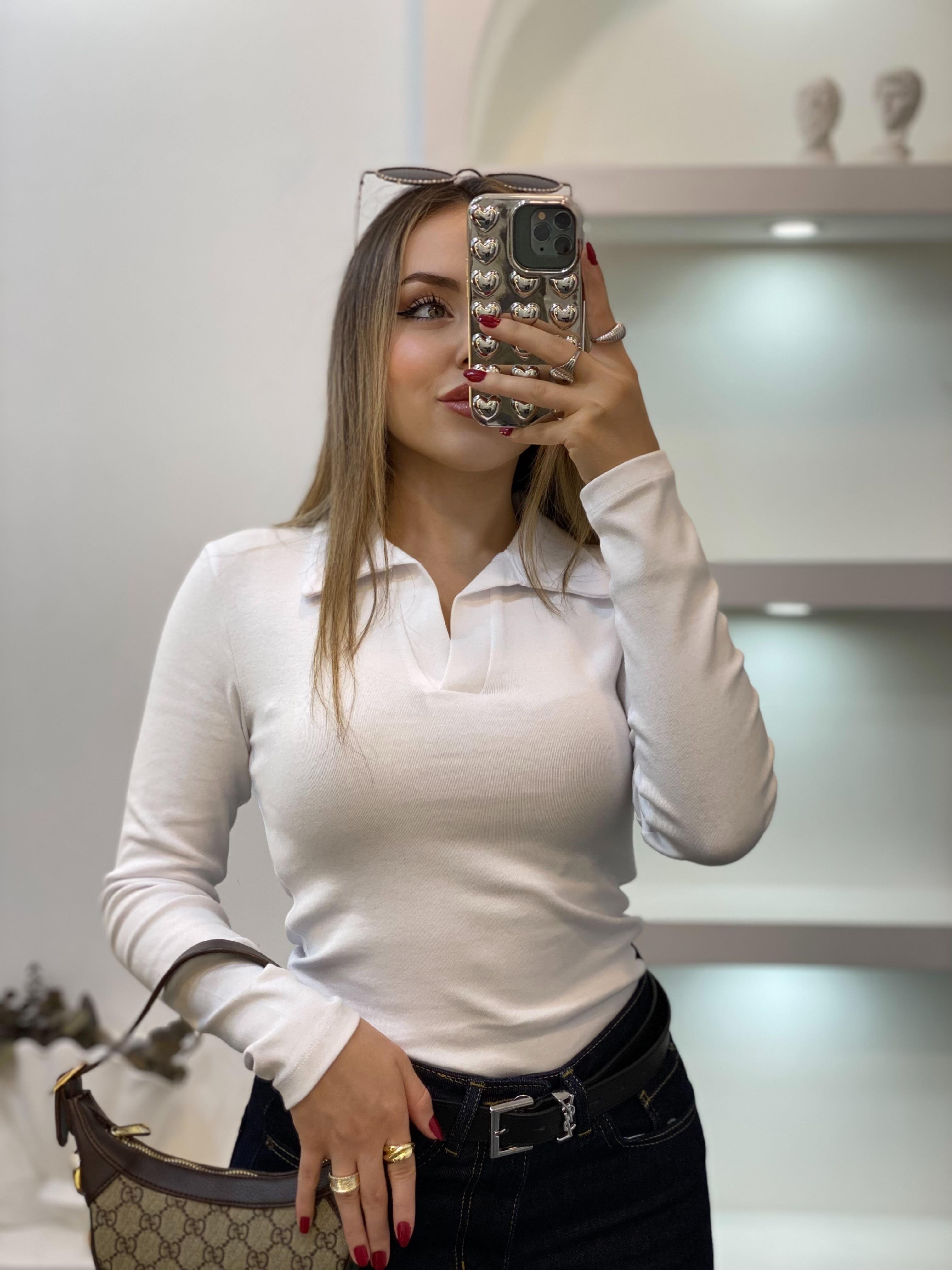 Beyaz Polo Yaka Basic Bluz