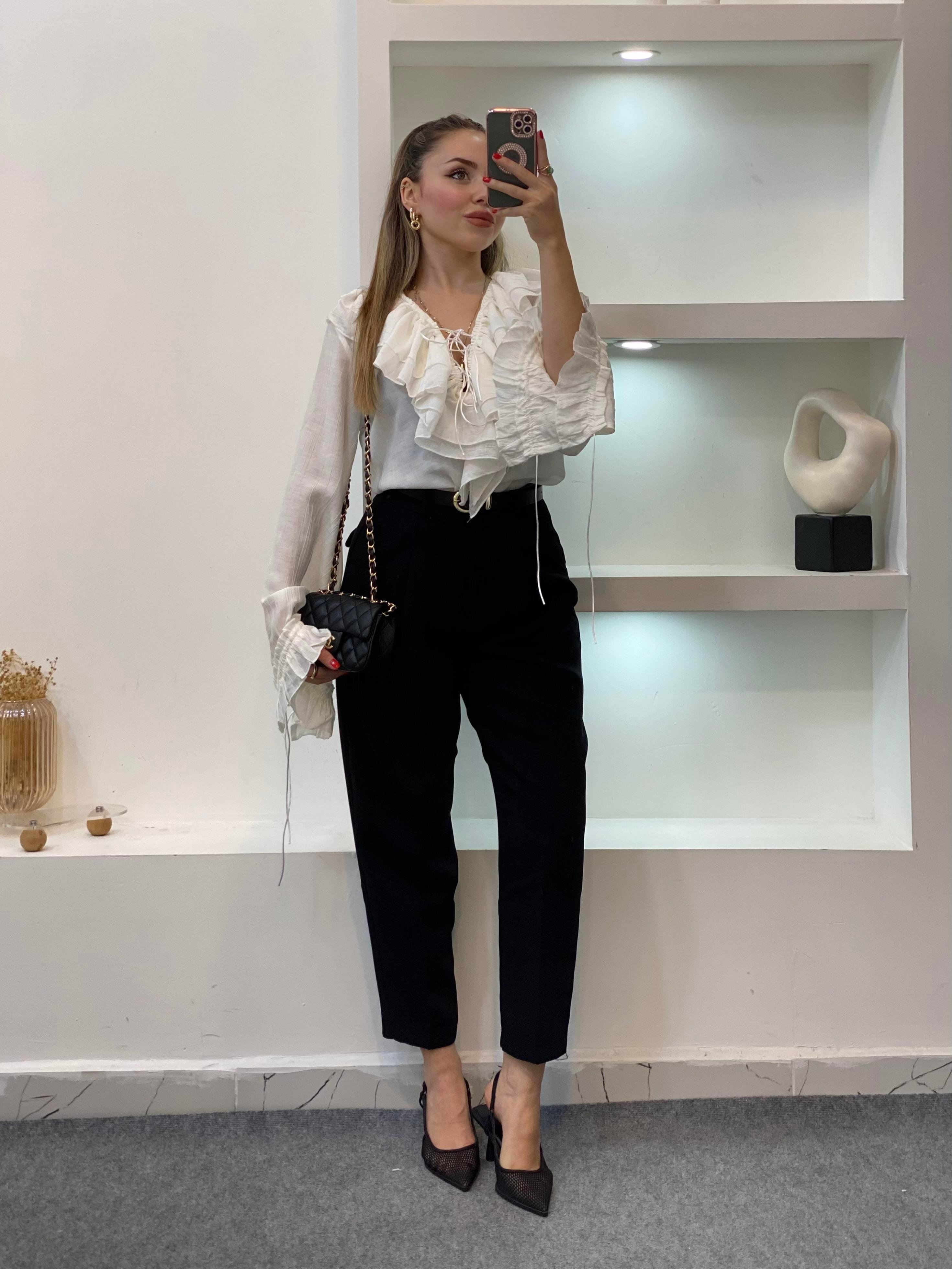 Beyaz Premium Kalite Volanlı Bluz