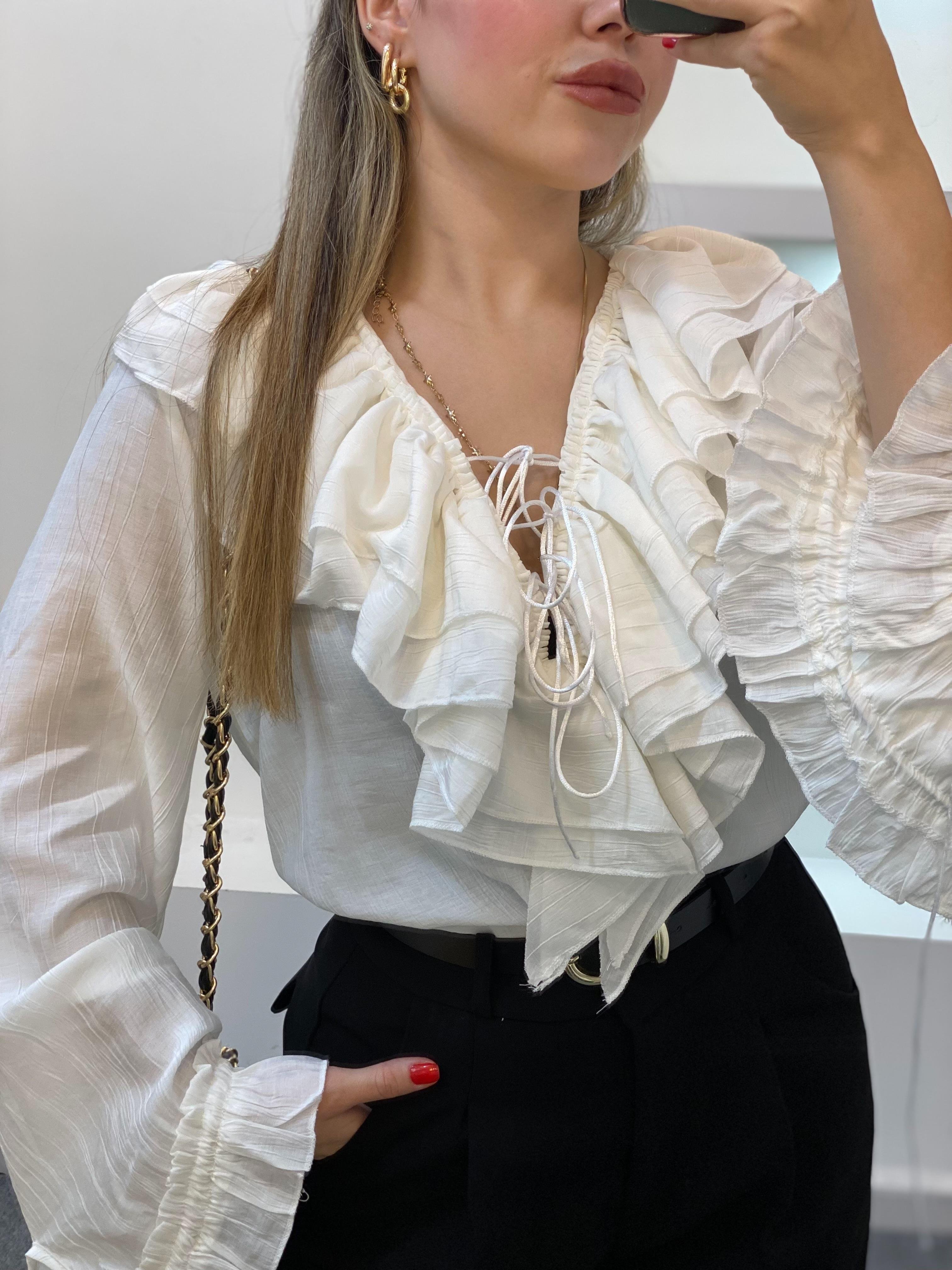 Beyaz Premium Kalite Volanlı Bluz