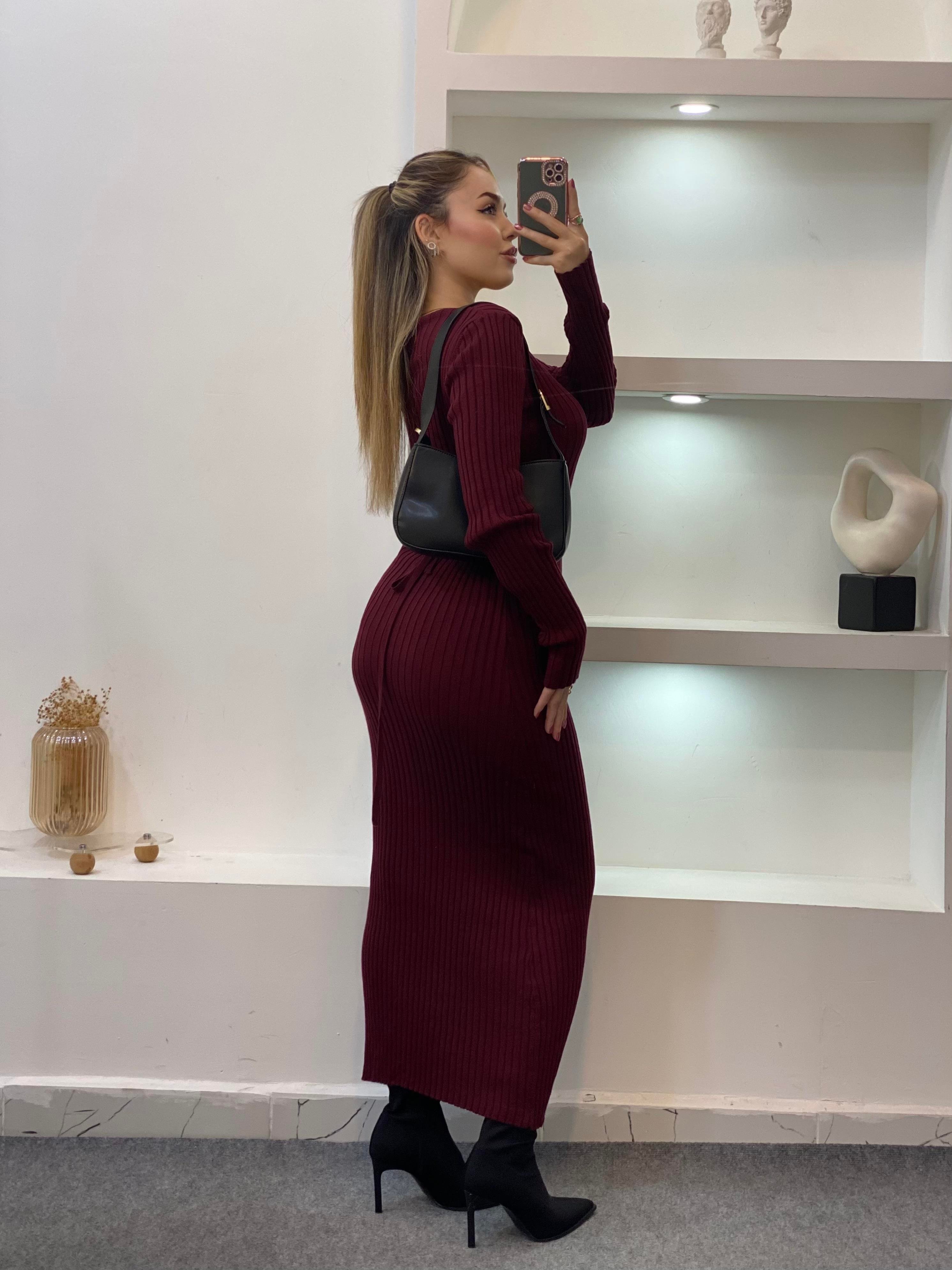 Bordo Arka Beli Kuşaklı Model Triko Elbise 