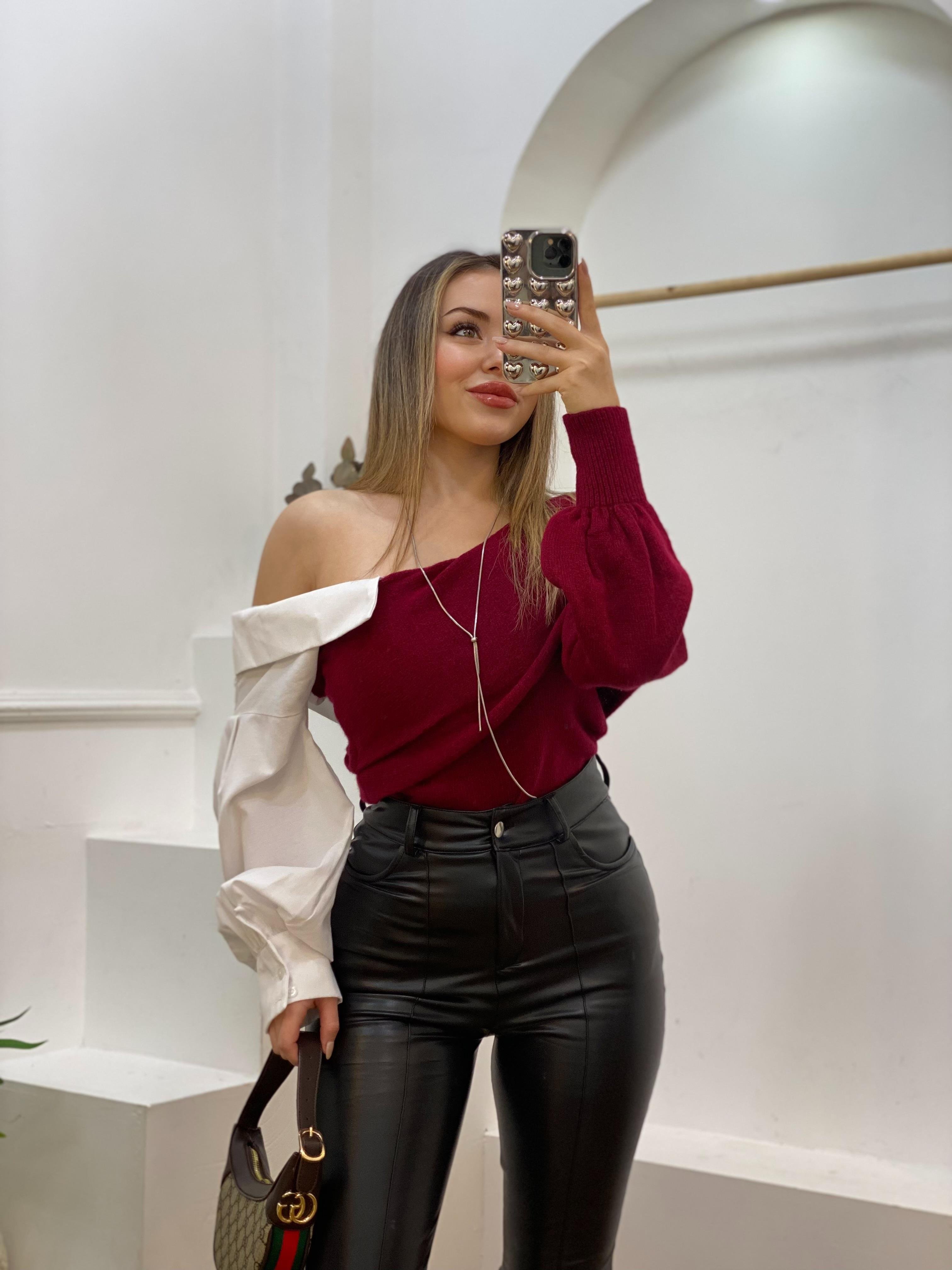 Bordo Asimetrik Poplin Yaka Kazak