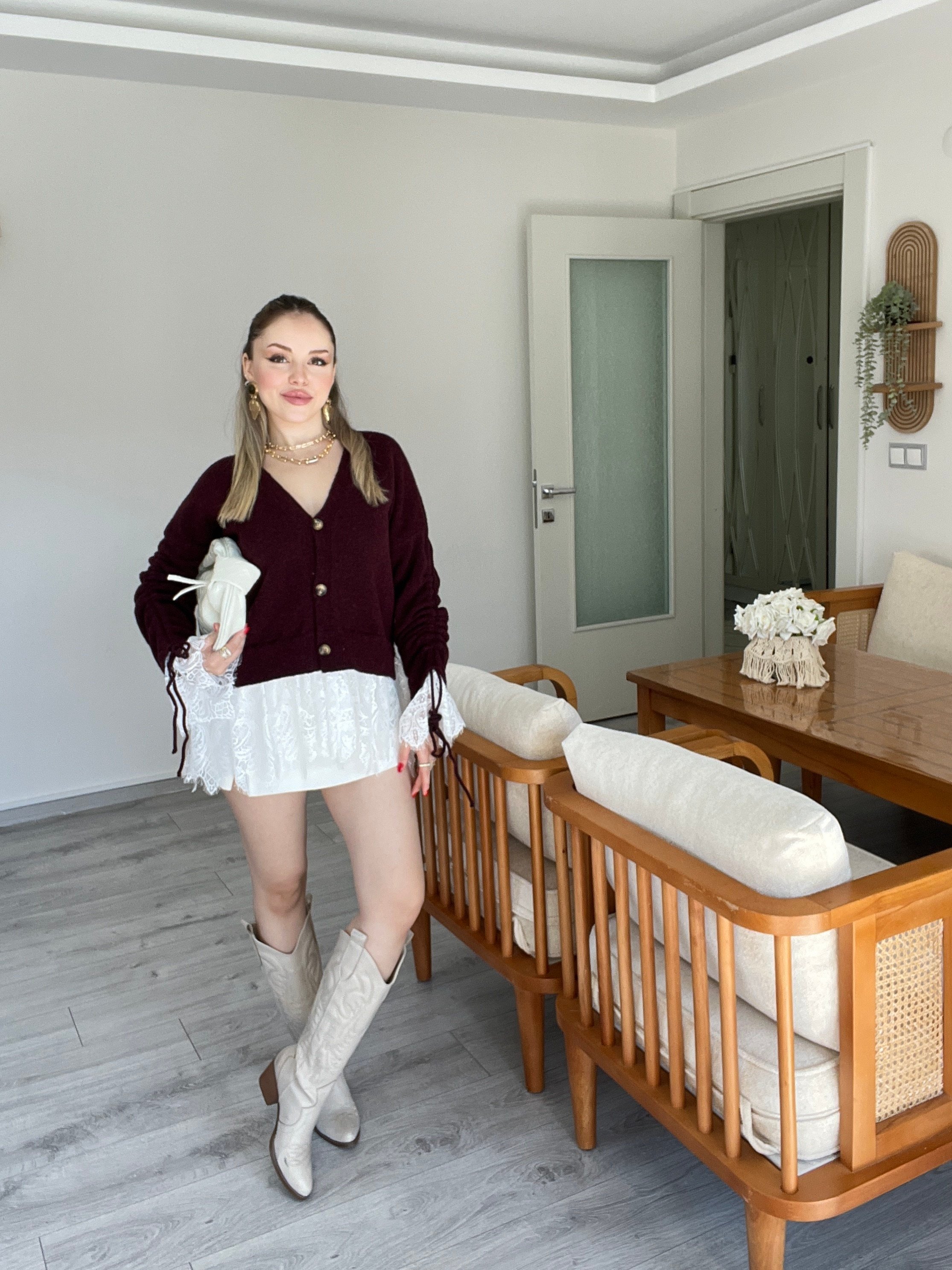 Bordo Dantel Detay Kolları Büzgülü Model Hırka