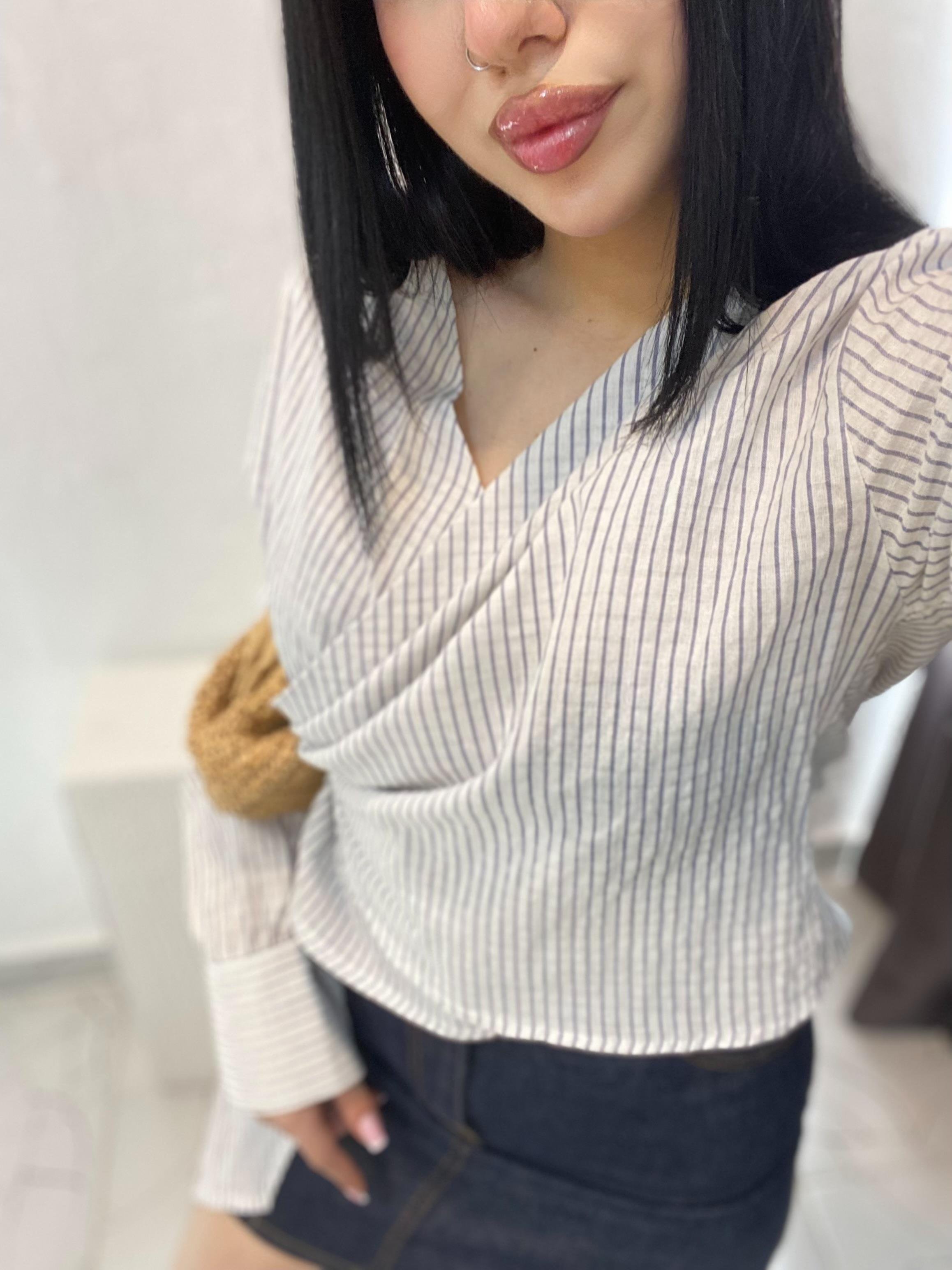 FLW Marka Bağlamalı Model Gömlek 