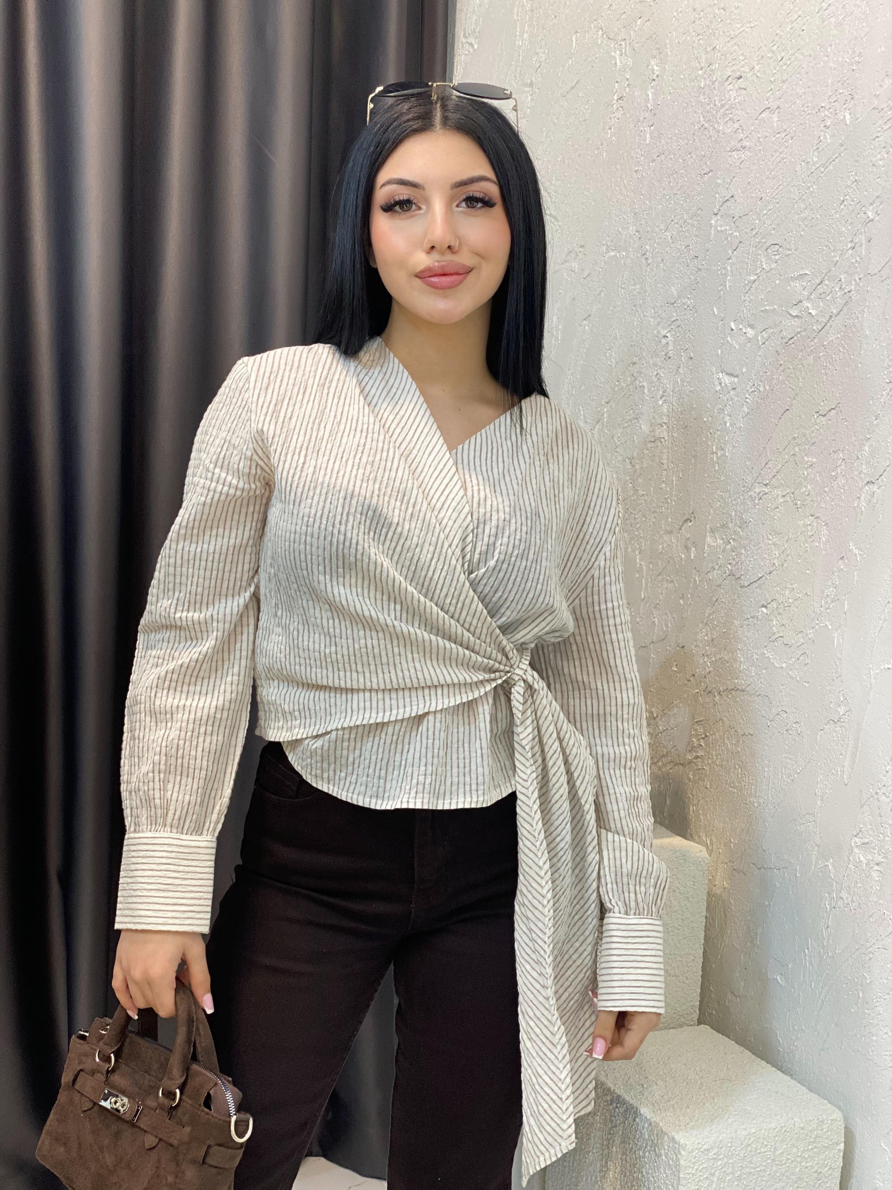 FLW Marka Bağlamalı Model Gömlek 