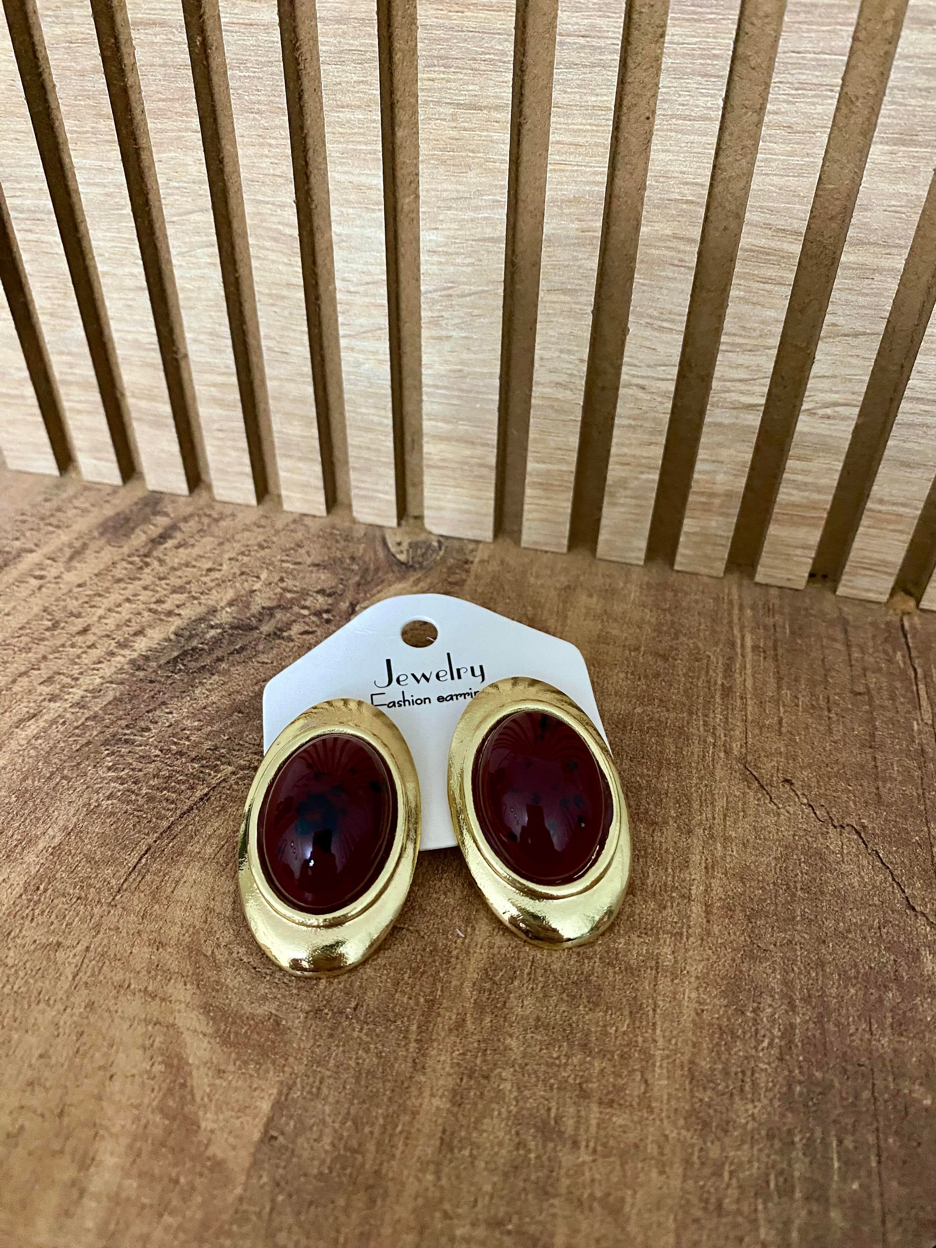 Gold Bordo Marka Model Oval Küpe