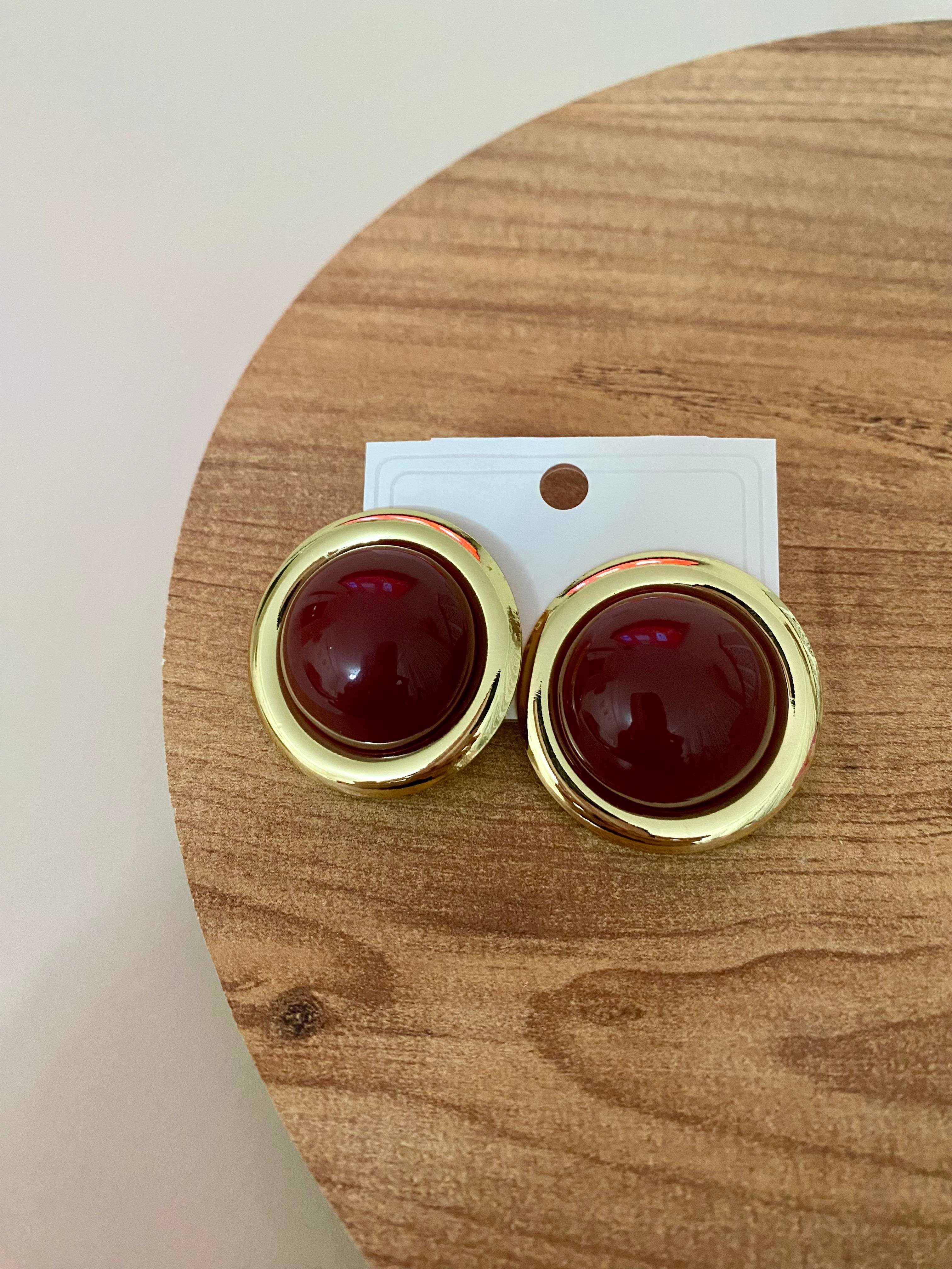 Gold Bordo Mineli Yuvarlak Küpe 