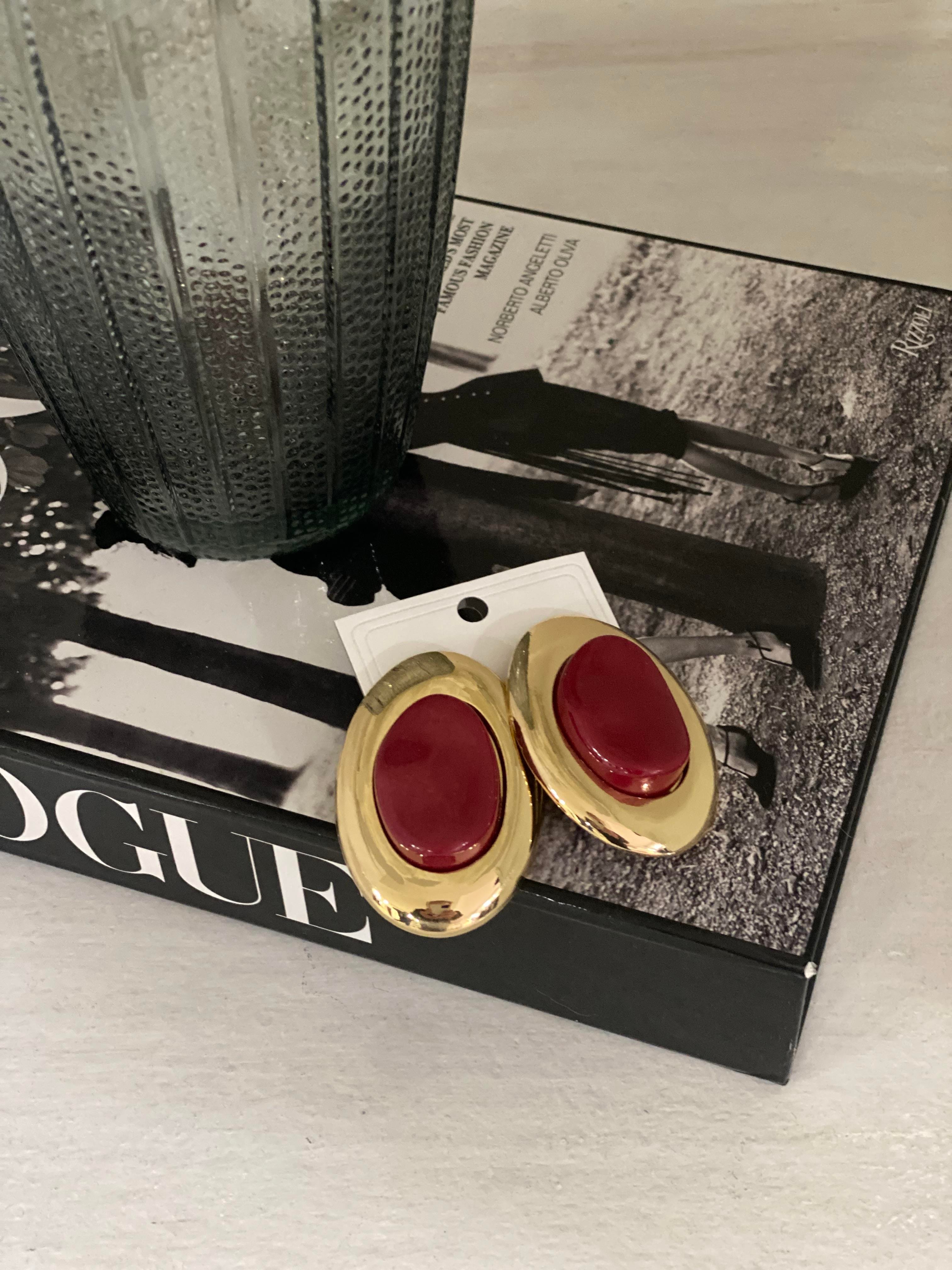 Gold Bordo Taşlı Büyük Vintage Küpe