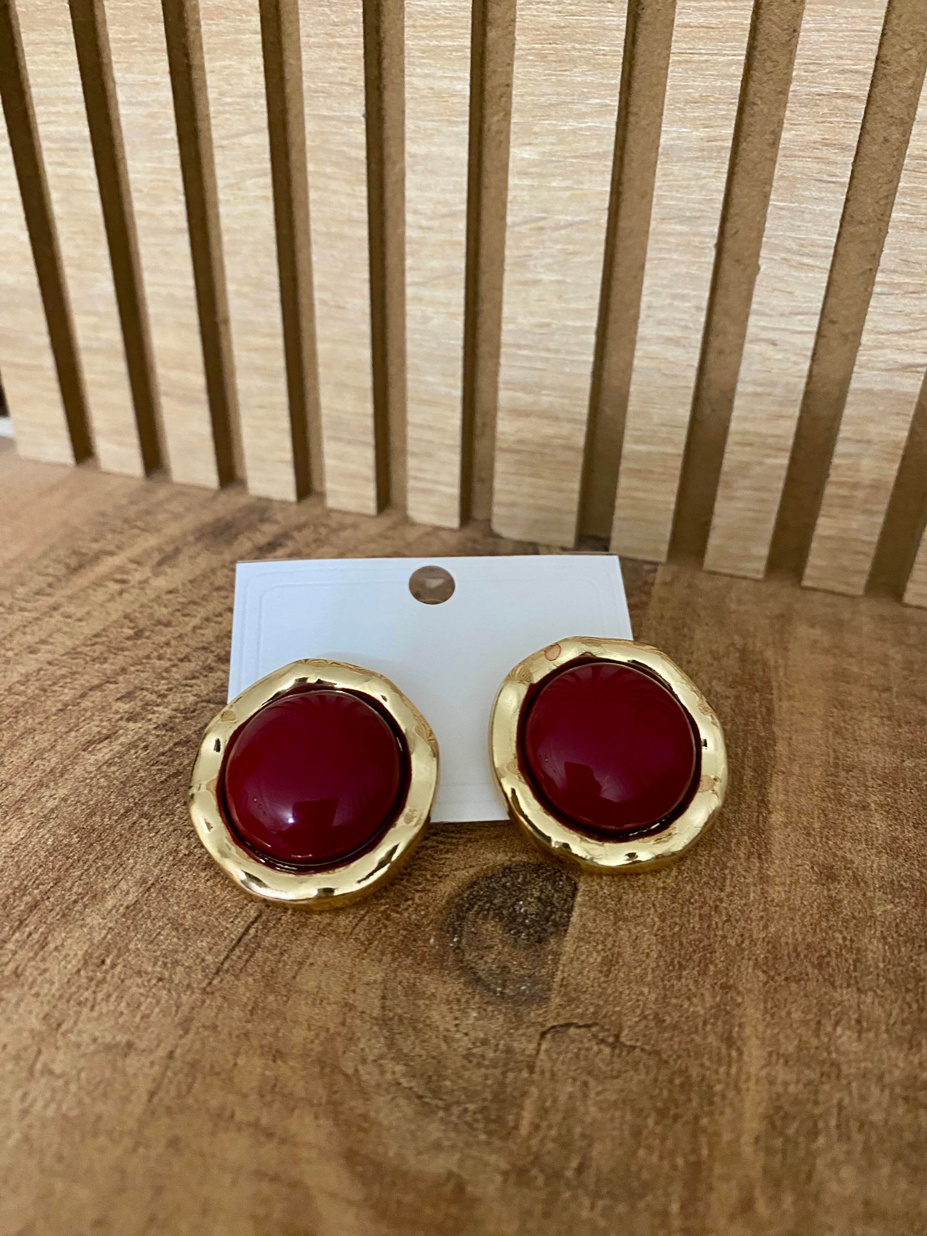 Gold Bordo Taşlı Marka Model Yuvarlak Küpe