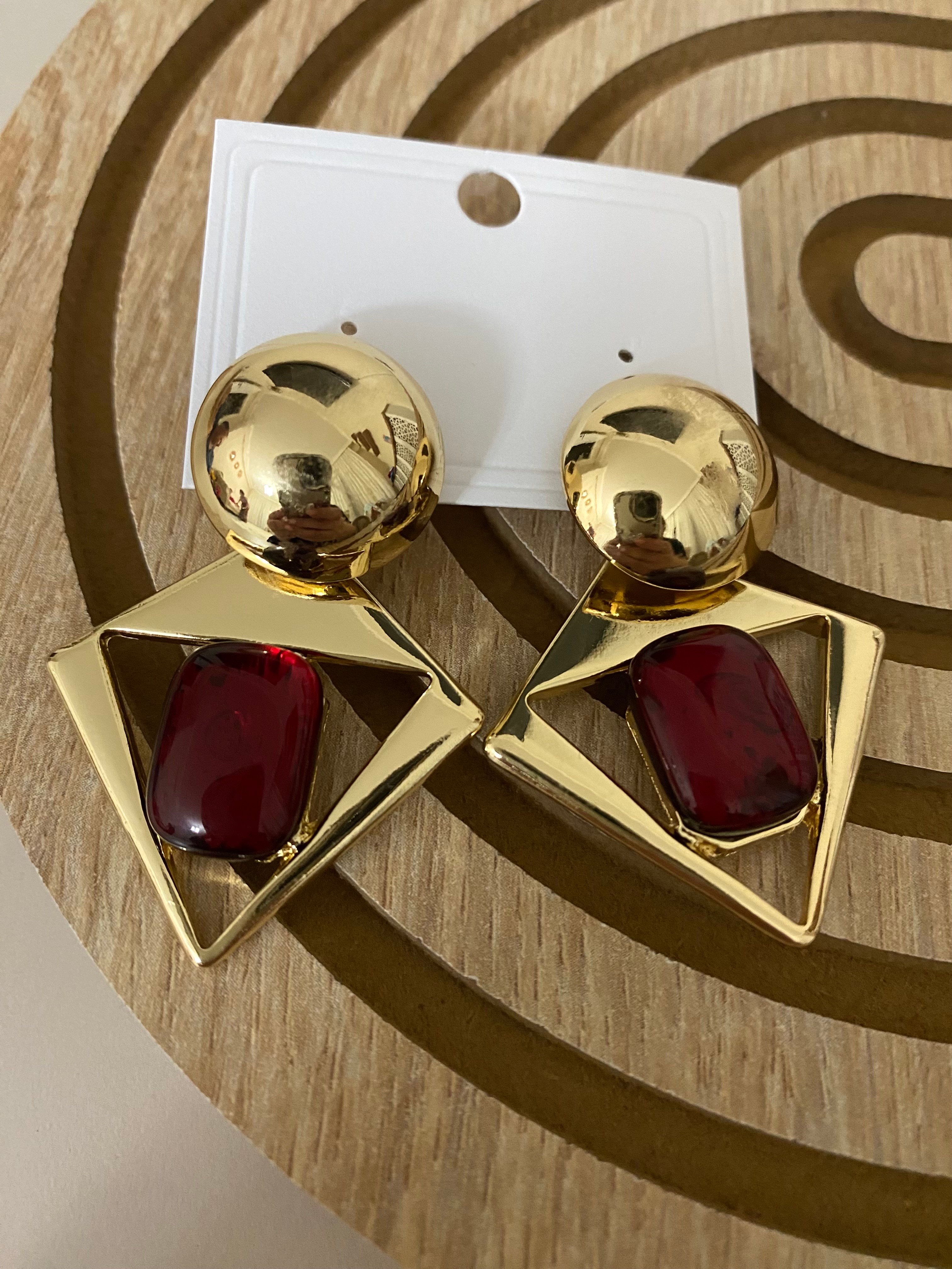 Gold Geometrik Taşlı Küpe 