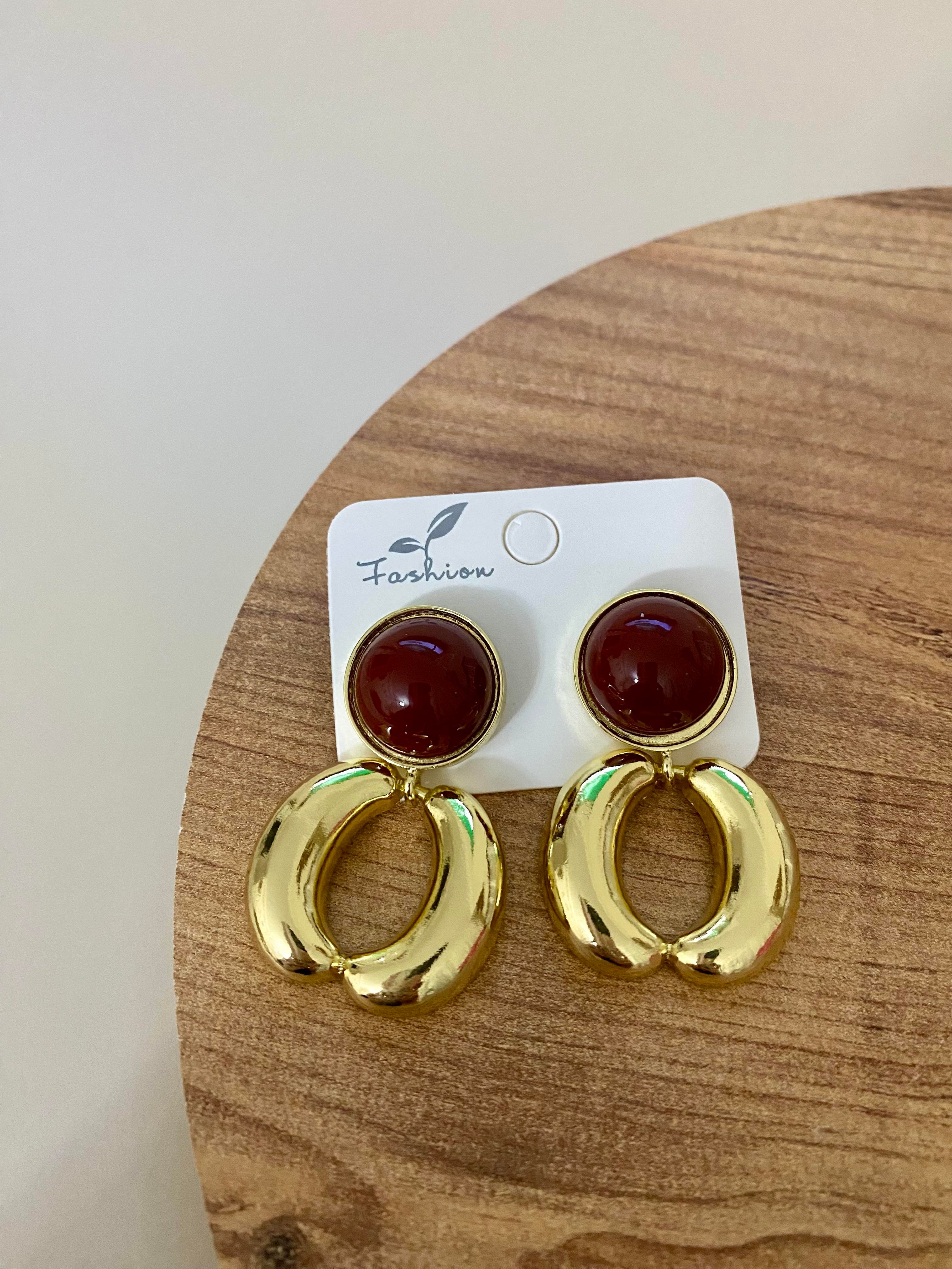 Gold Halka Model Bordo Mineli Küpe 