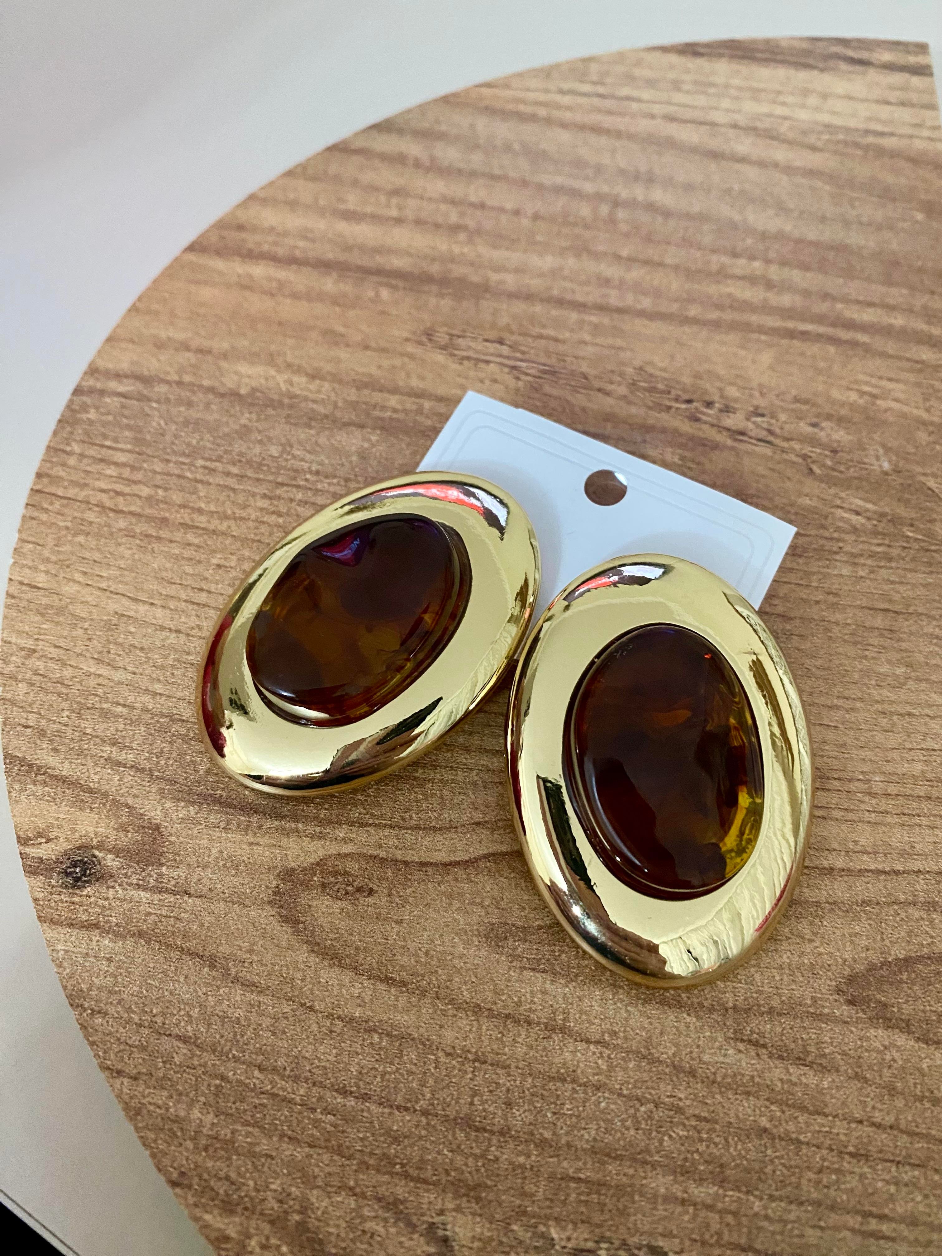 Gold Kahve Marka Model Oval Küpe