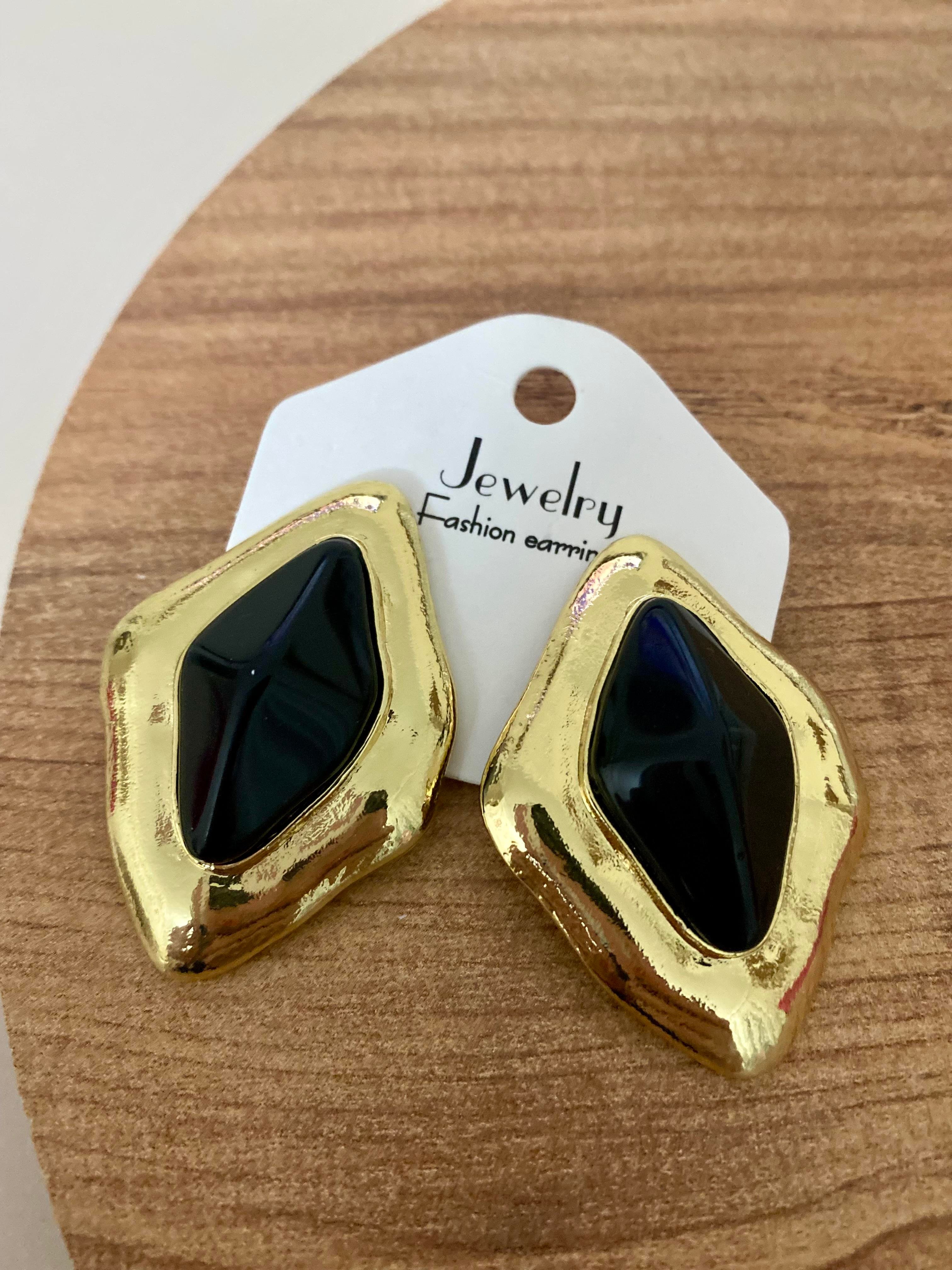 Gold Siyah Mineli Küpe