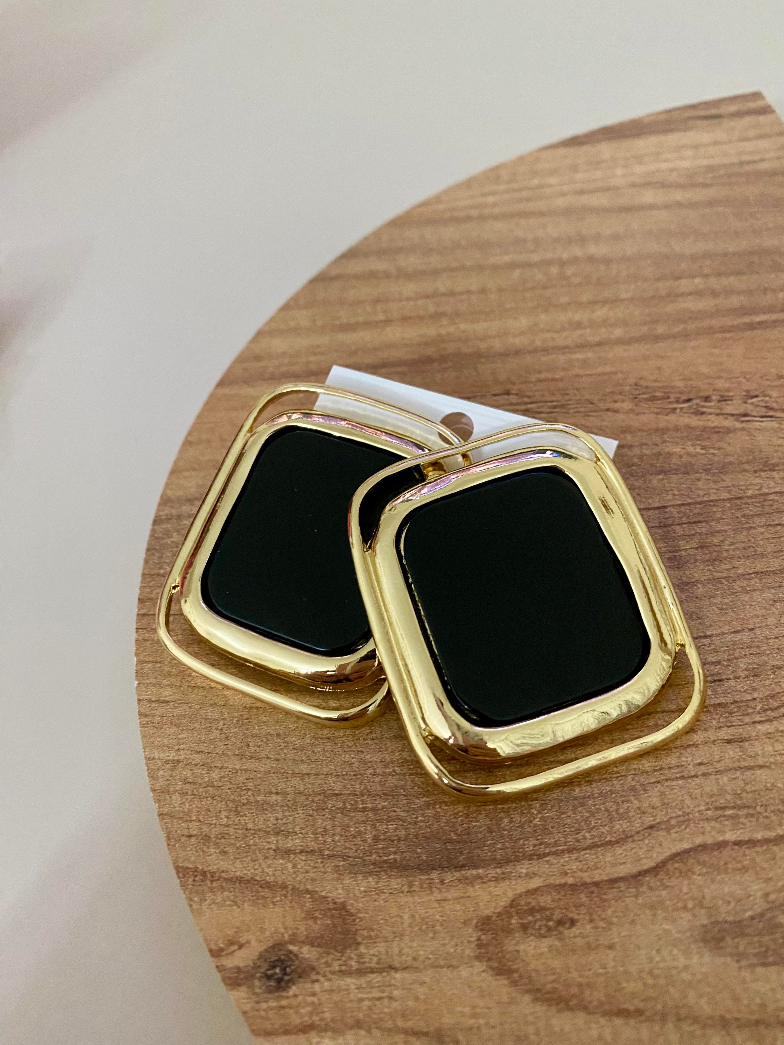 Gold Siyah Plaka Küpe