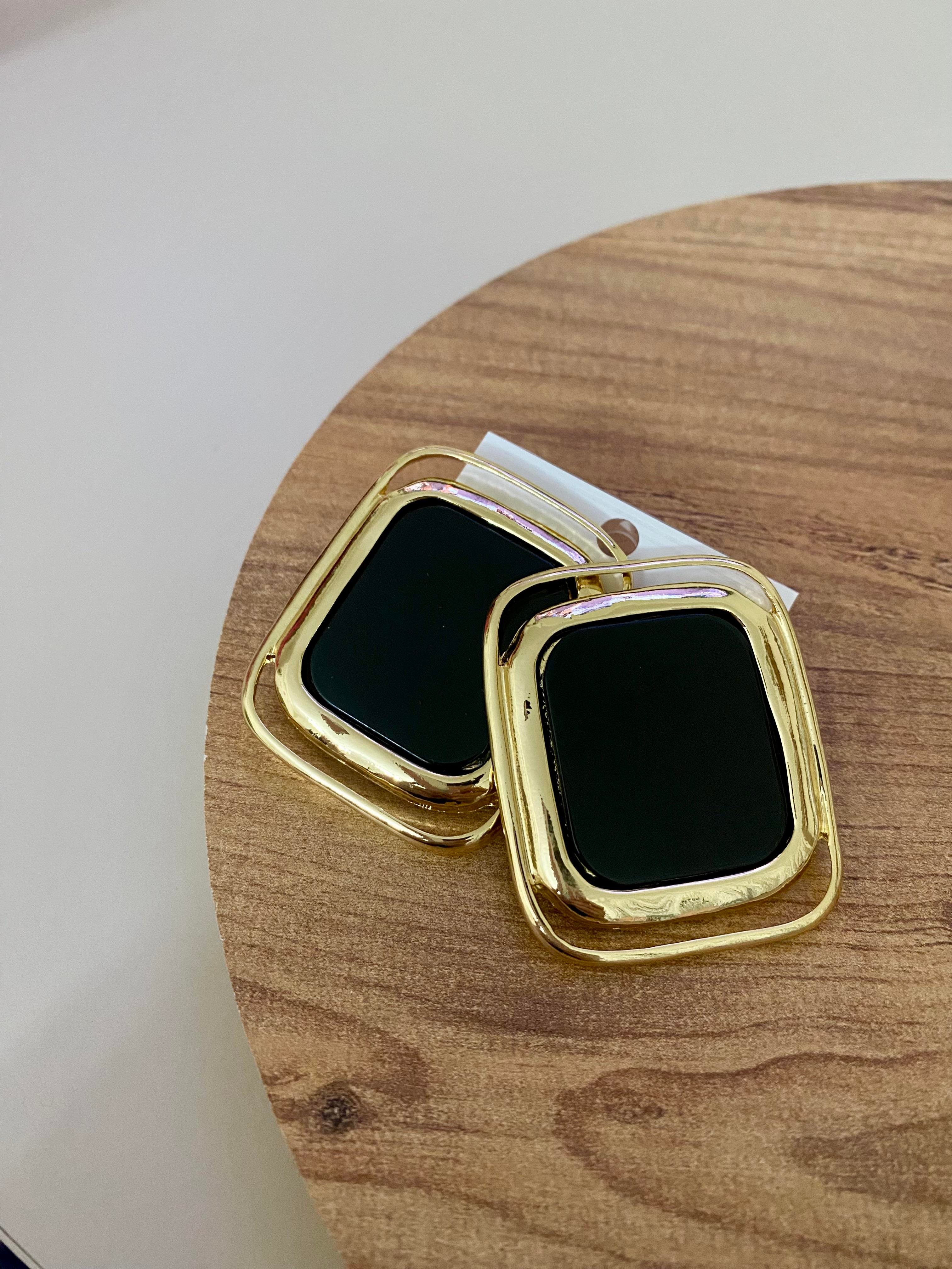 Gold Siyah Plaka Küpe