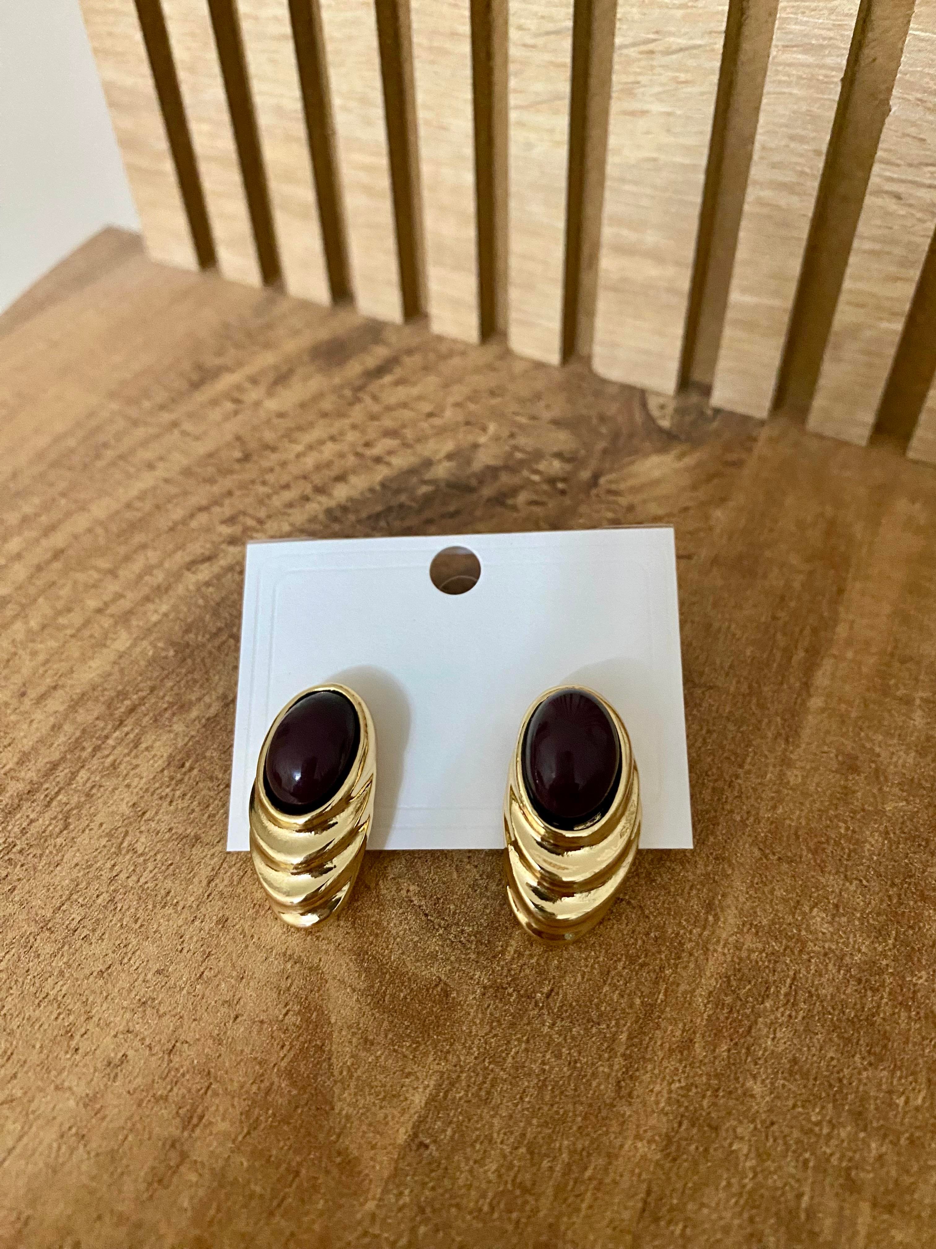 Gold Siyah Taşlı Marka Model Küpe