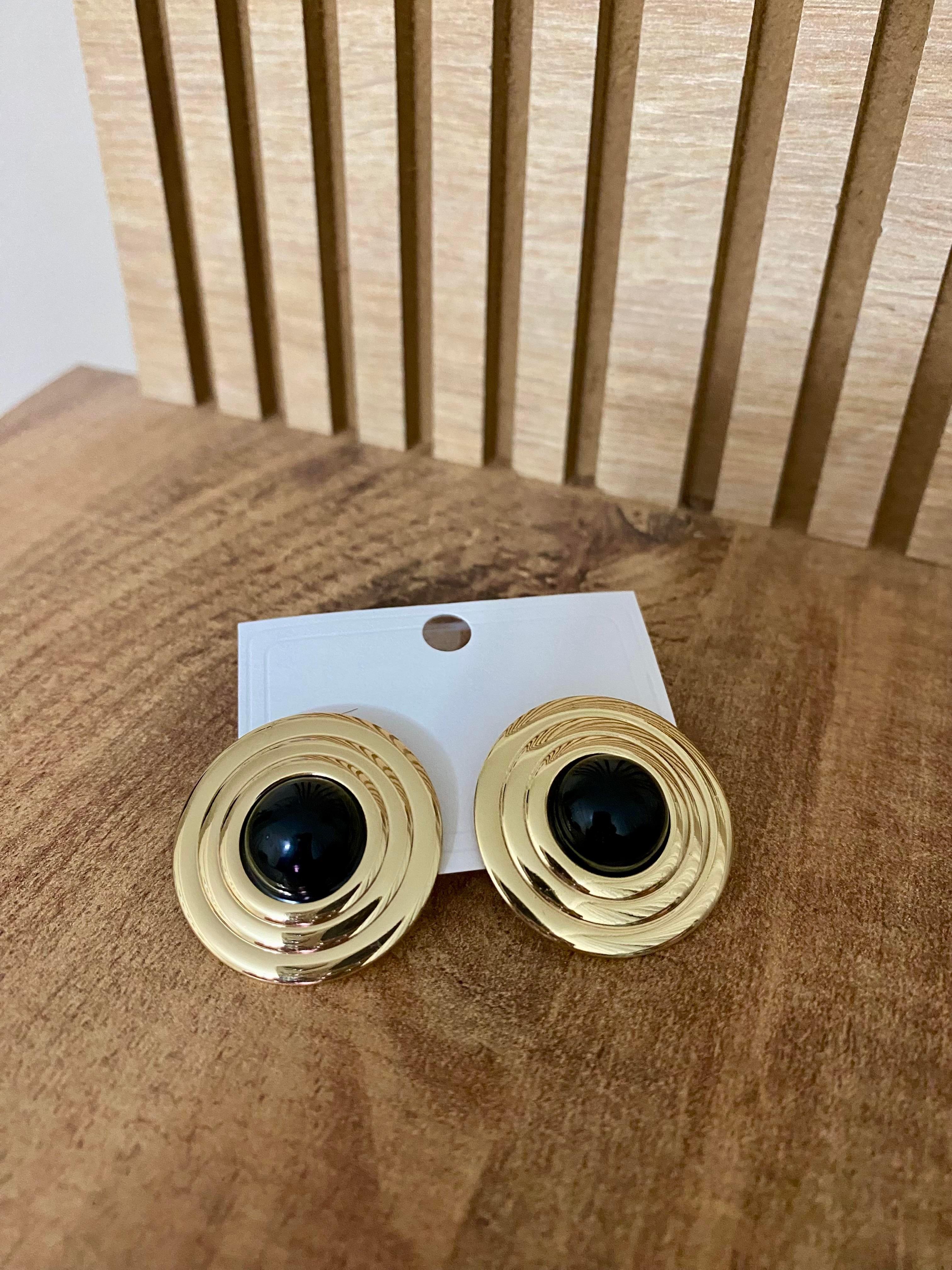 Gold Siyah Taşlı Marka Model Yuvarlak Küpe