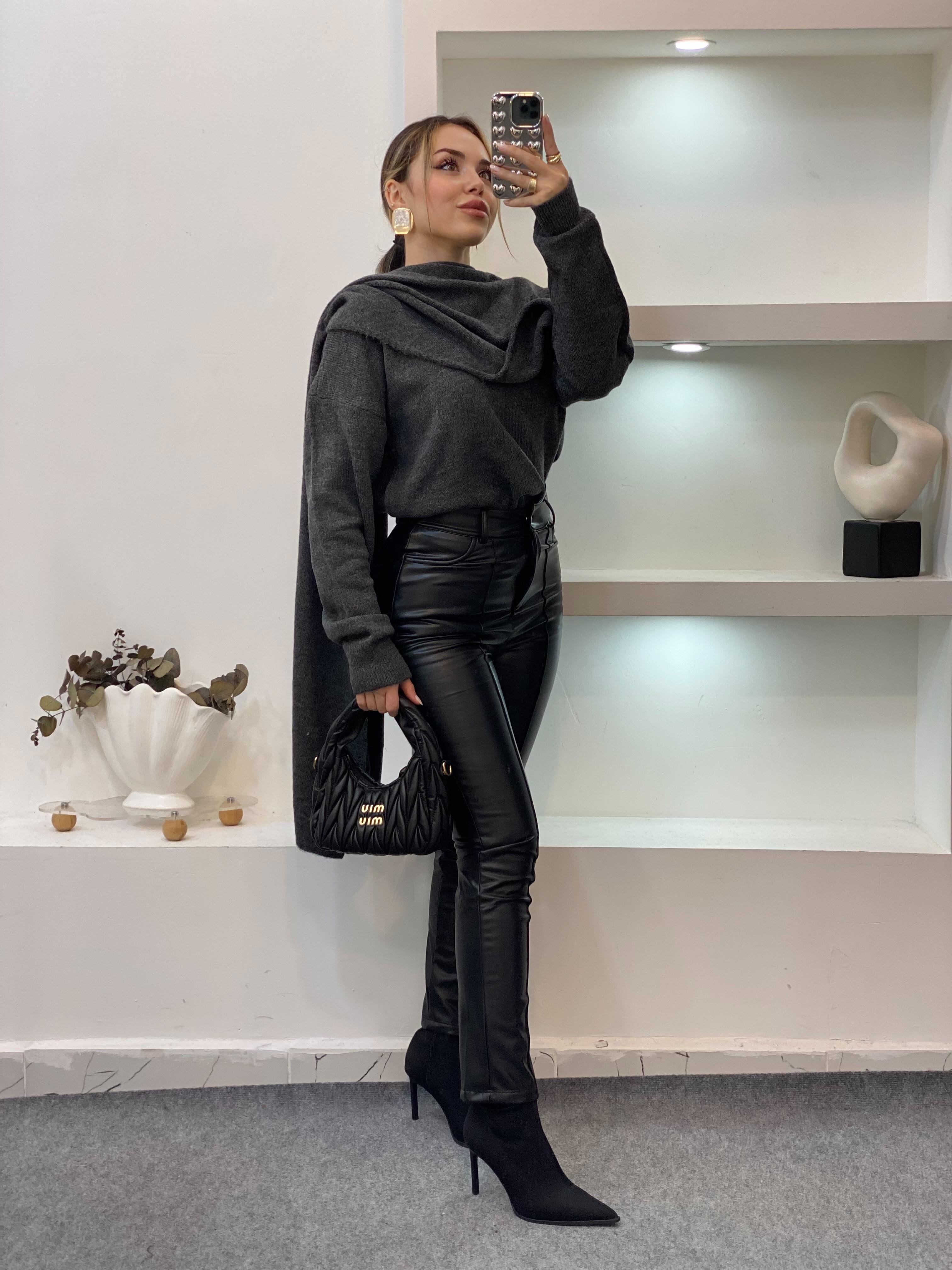 Gri Şal Detaylı Premium Kalite Kazak