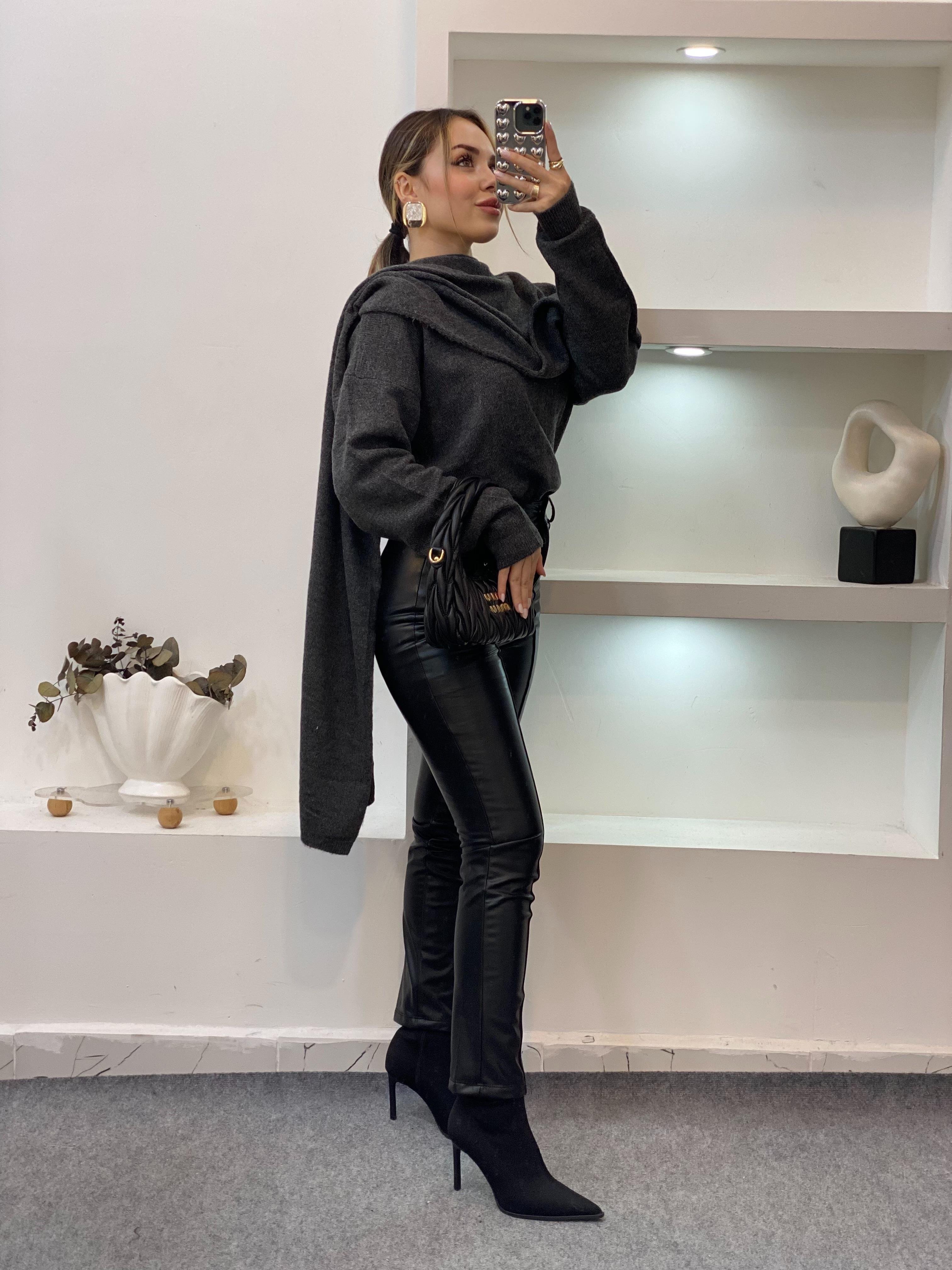 Gri Şal Detaylı Premium Kalite Kazak