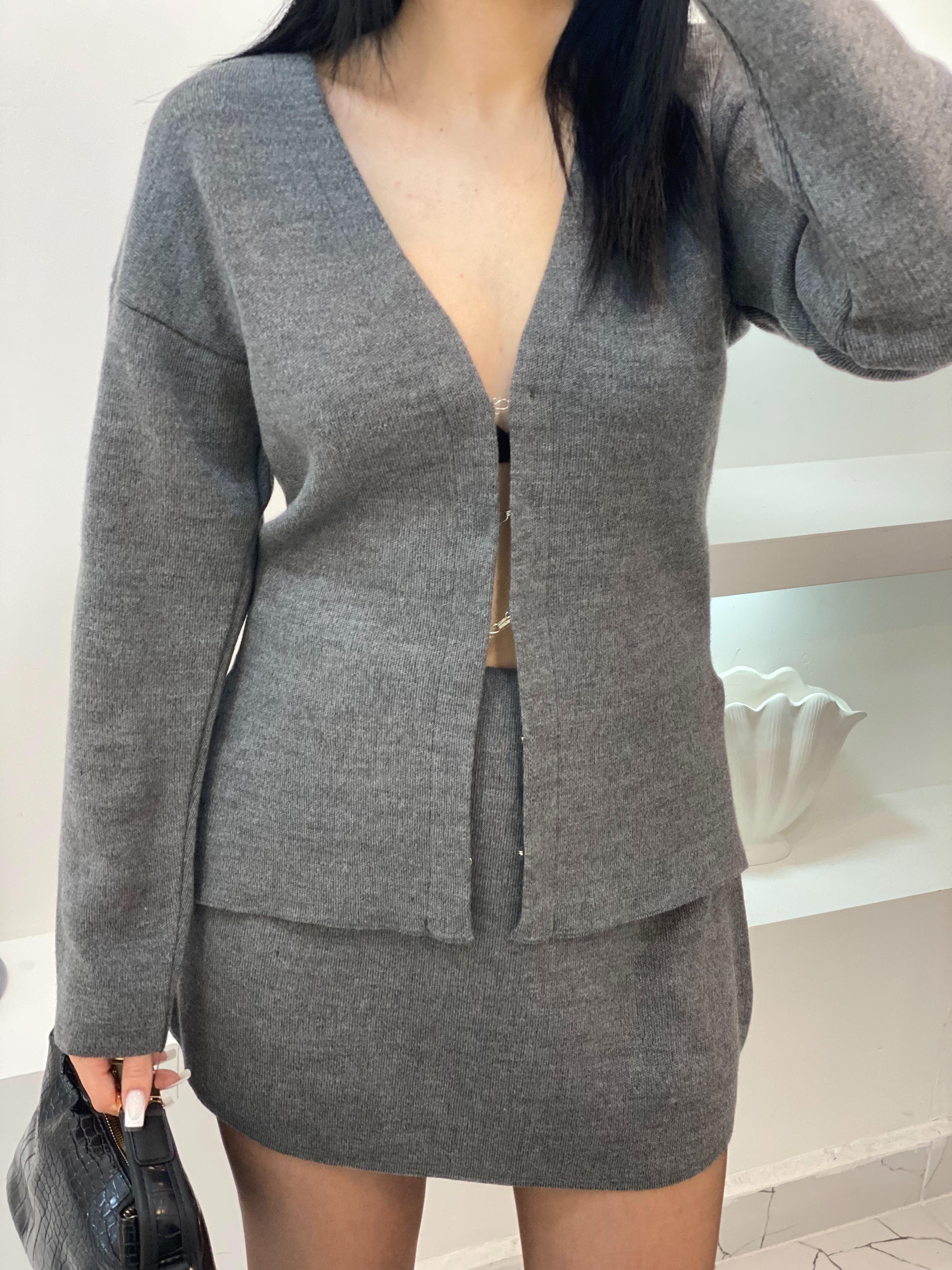 Gri Triko Etekli Takım 