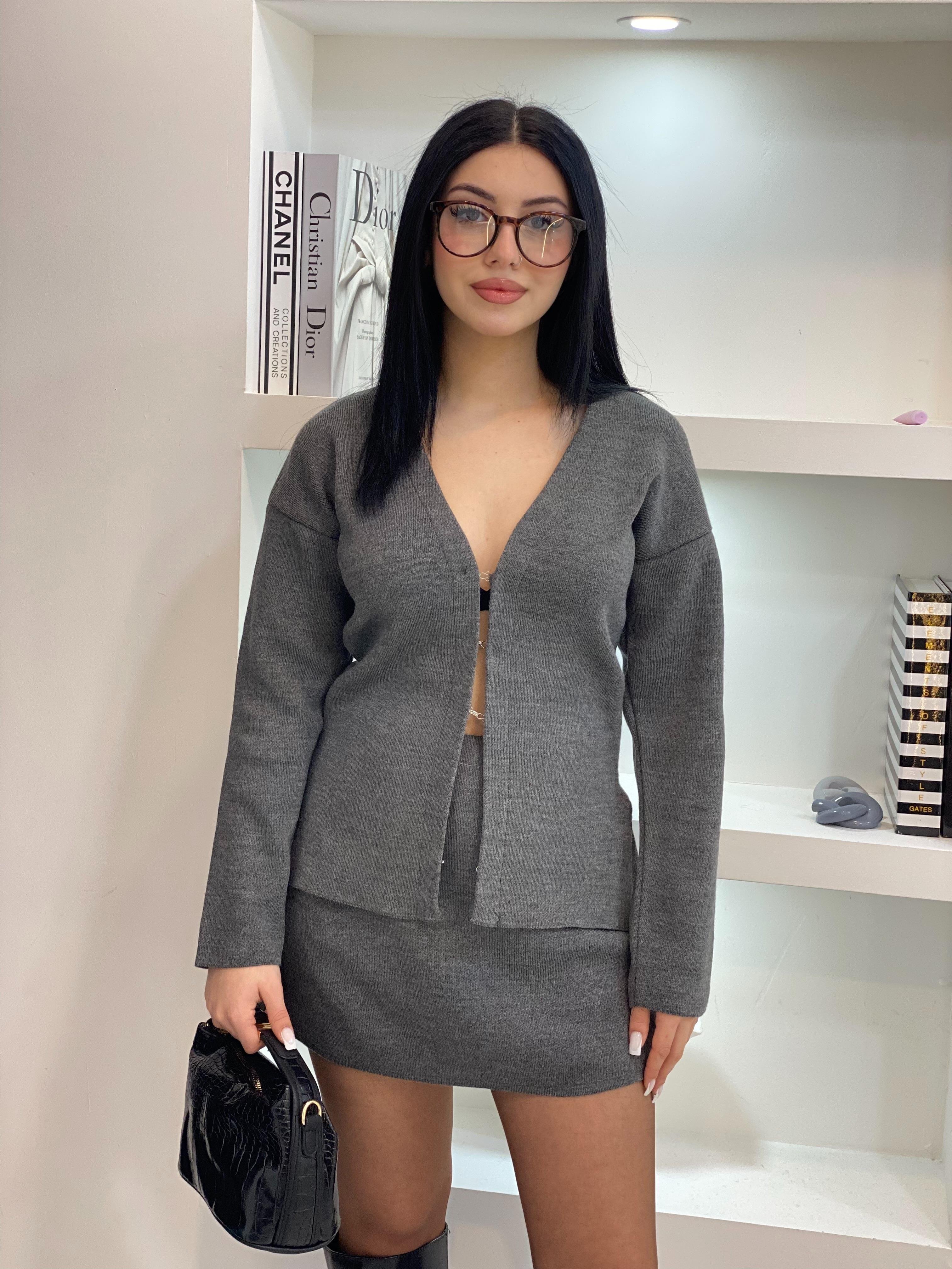 Gri Triko Etekli Takım 