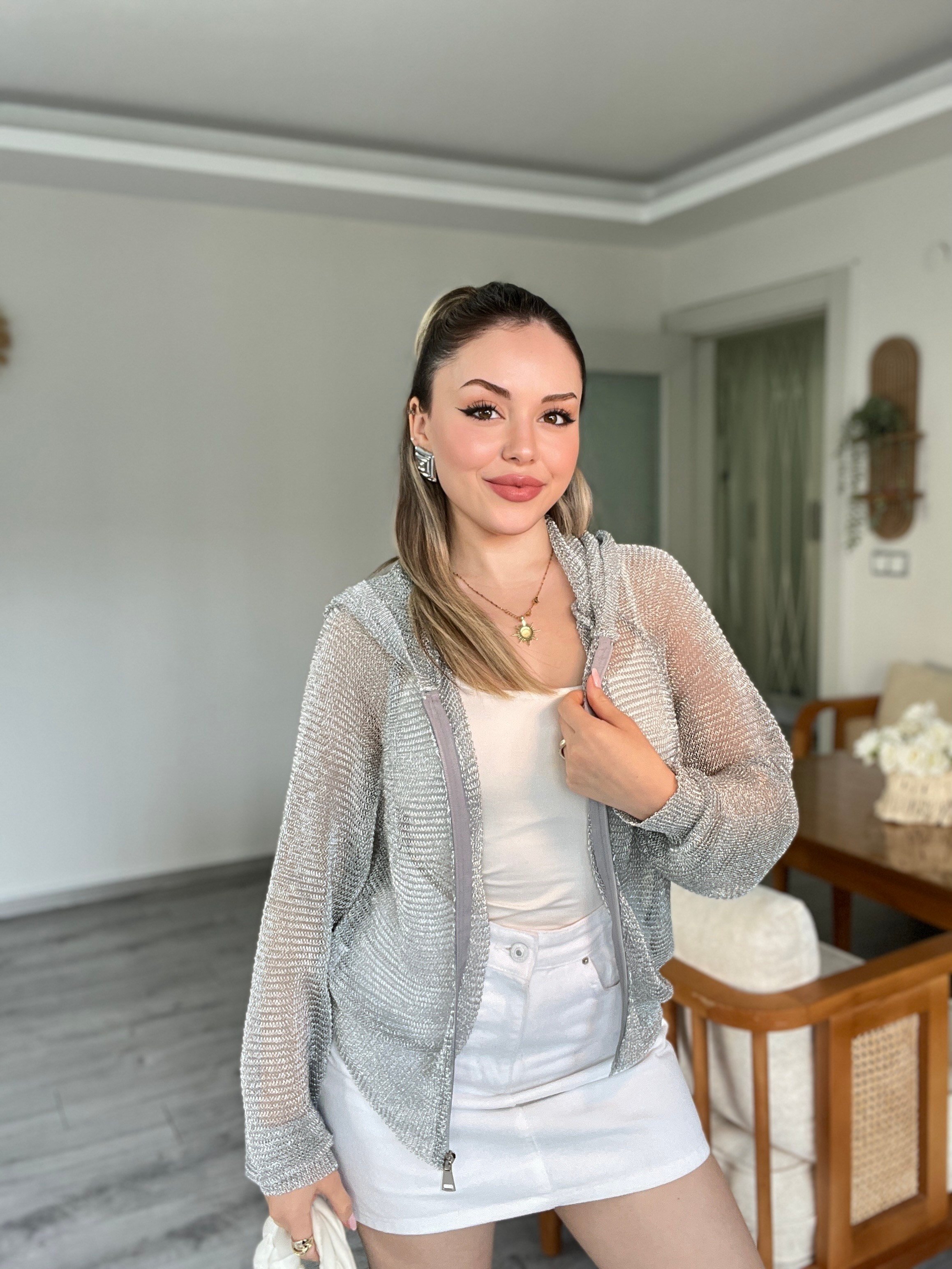 Gümüş Metaik Fermuarlı Kapşonlu Hırka